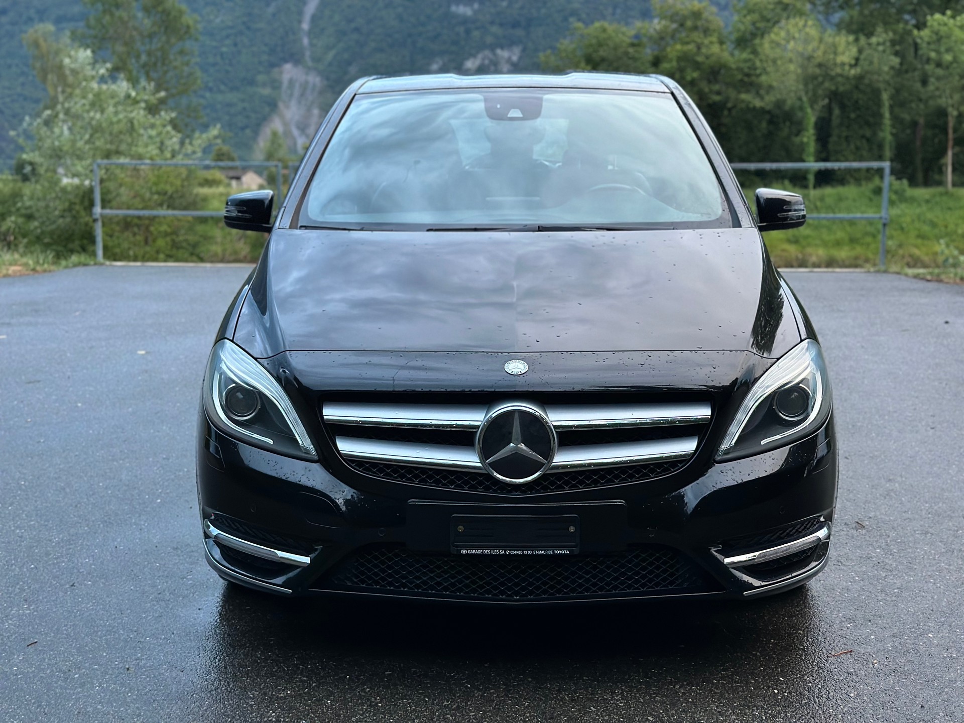MERCEDES-BENZ B 200-image-5