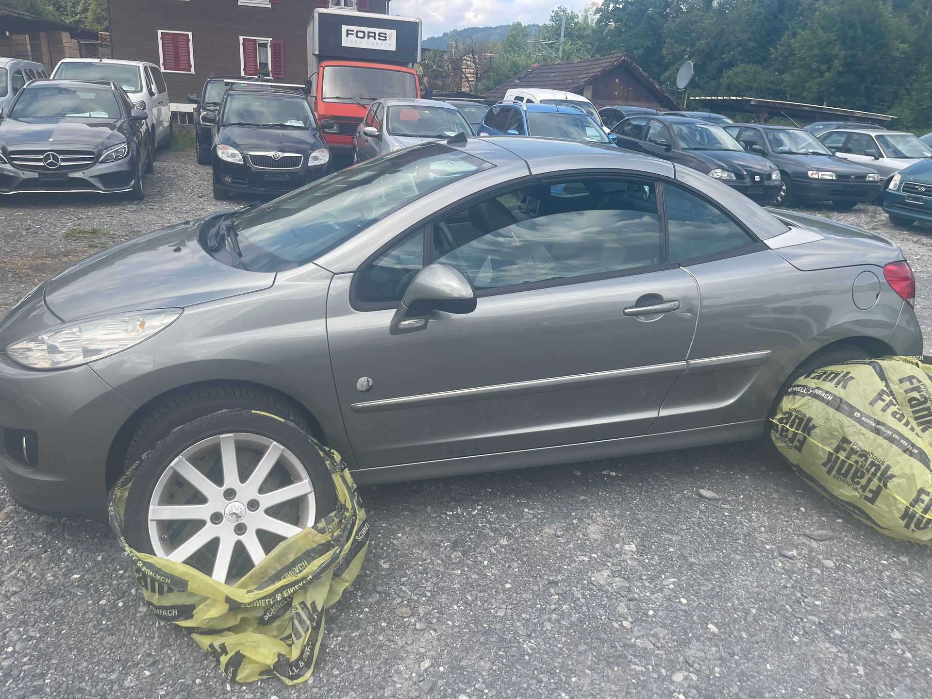 PEUGEOT 207 CC 1.6 16V Roland Garros Automatic-image-5