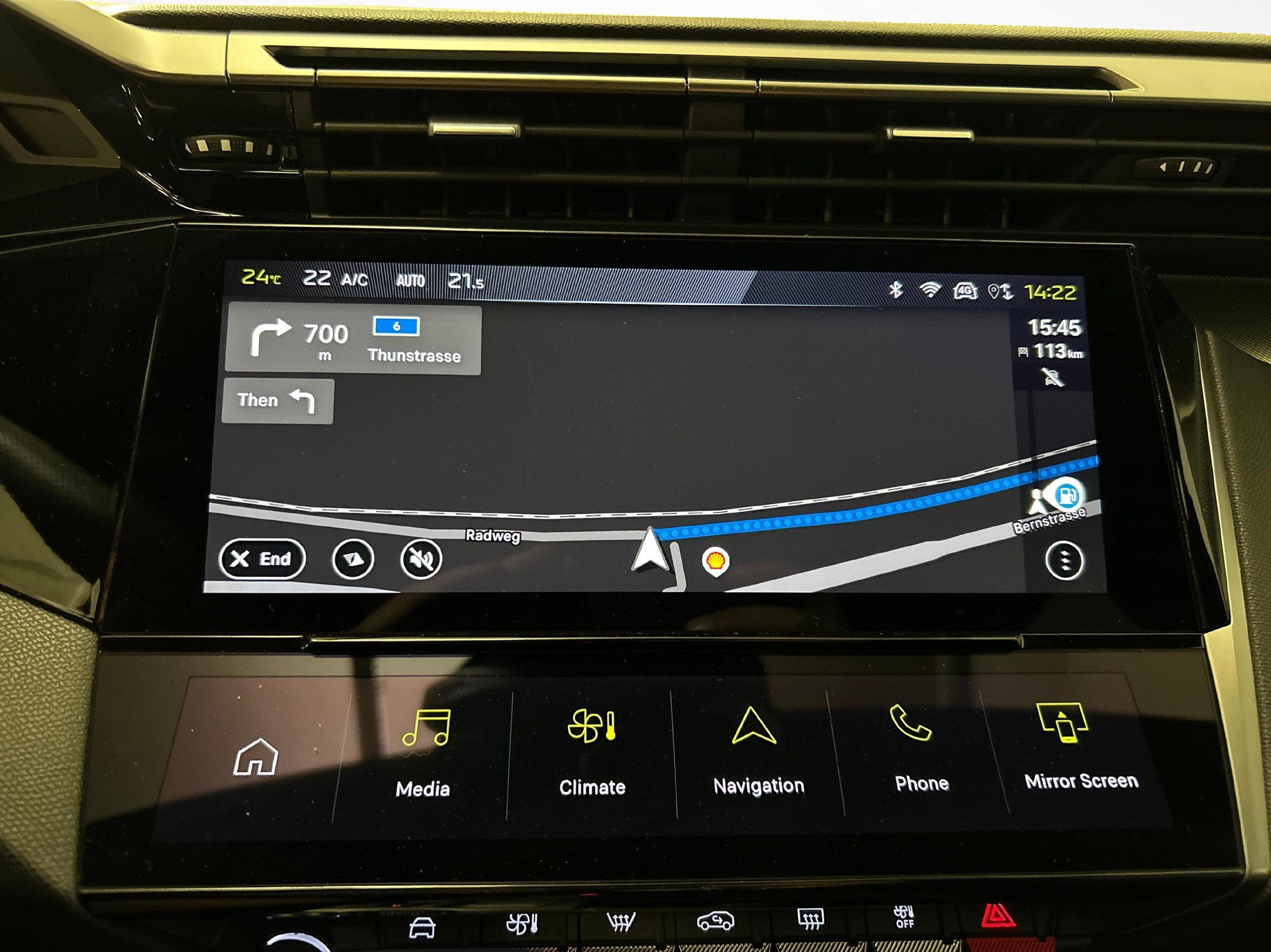 PEUGEOT 308 SW 1.6 PHEV 180 GT-image-8