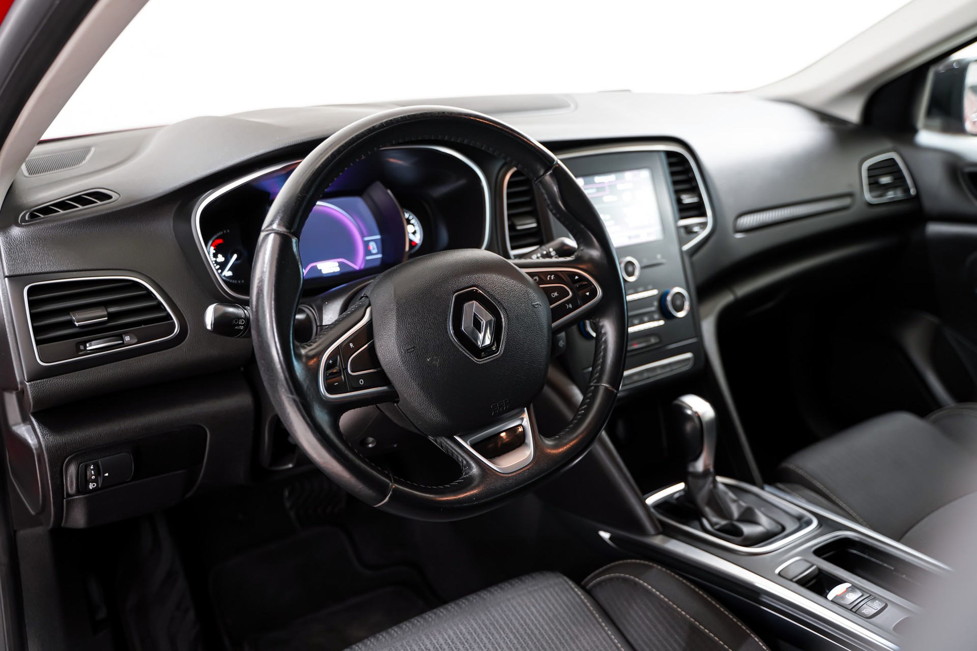RENAULT Mégane Grandtour 1.5 dCi Business EDC-image-9