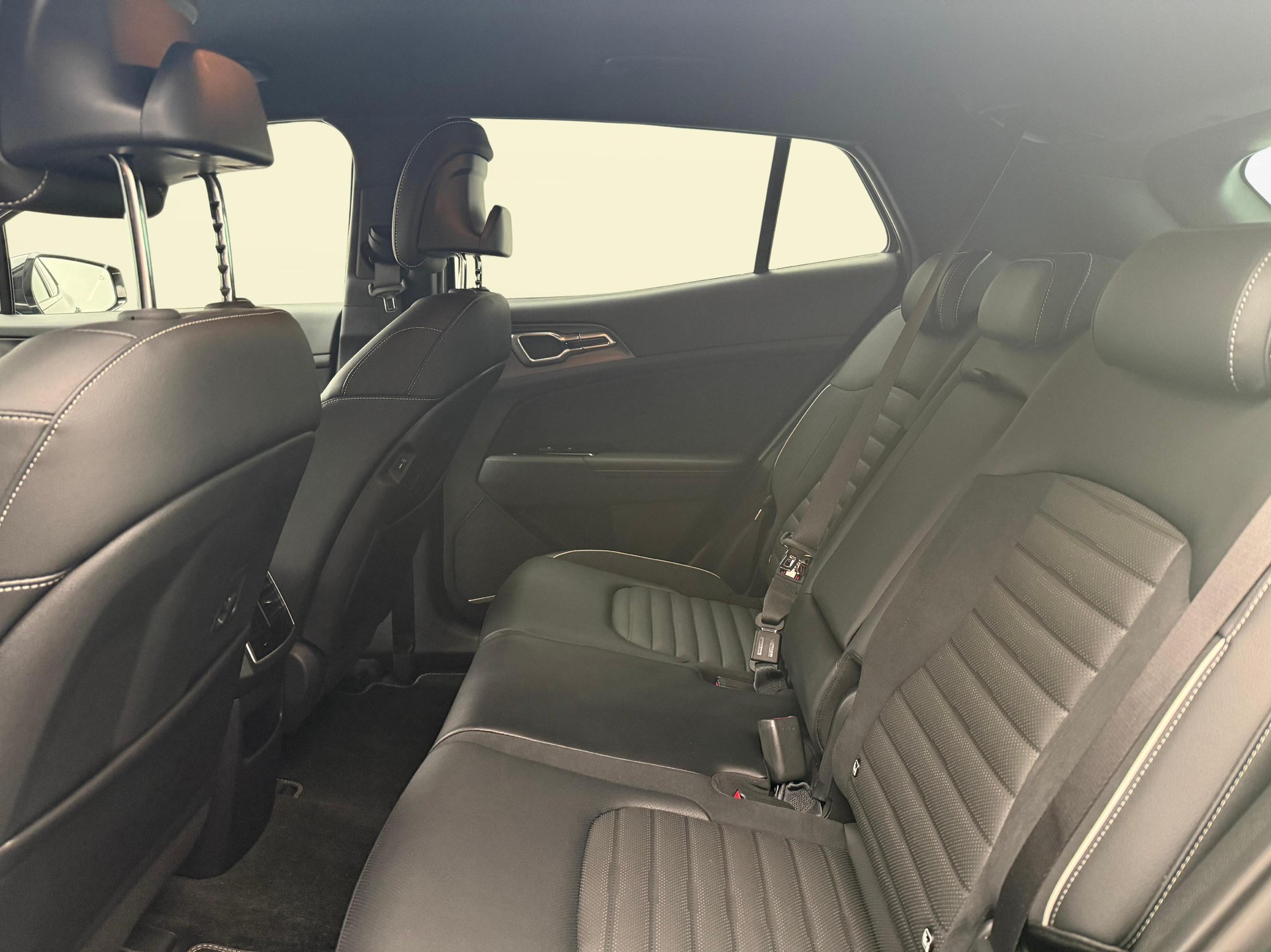 KIA Sportage 1.6 T-GDi PHEV GT-Line-image-10