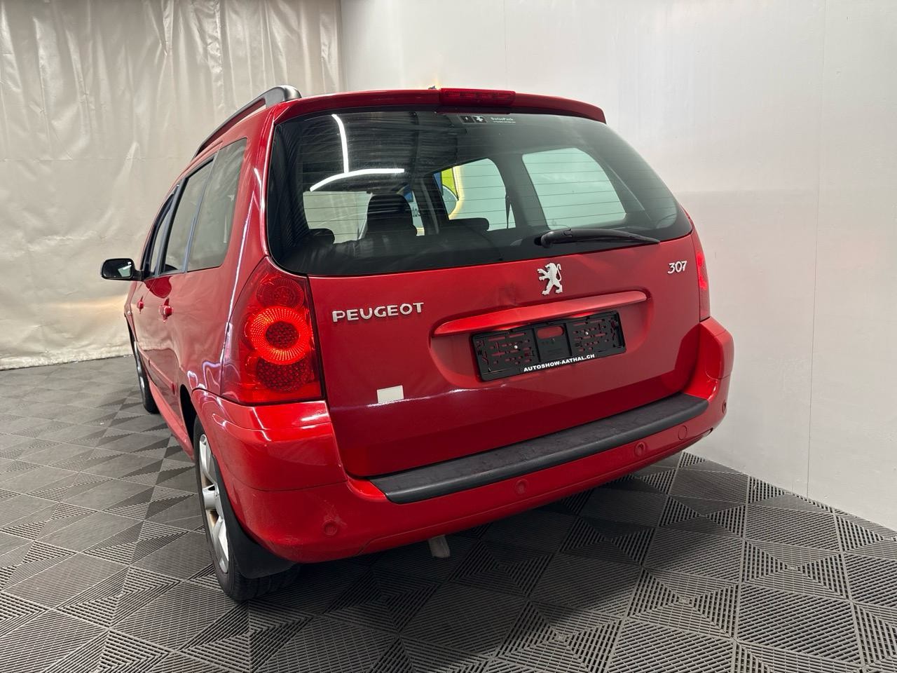 PEUGEOT 307 SW 2.0 16V Premium-image-10