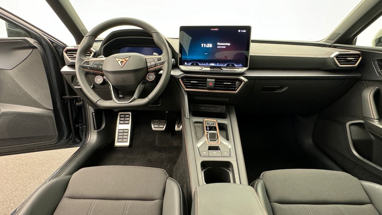 CUPRA LEON 1.5 e-HYBRID pHEV DSG-image-5