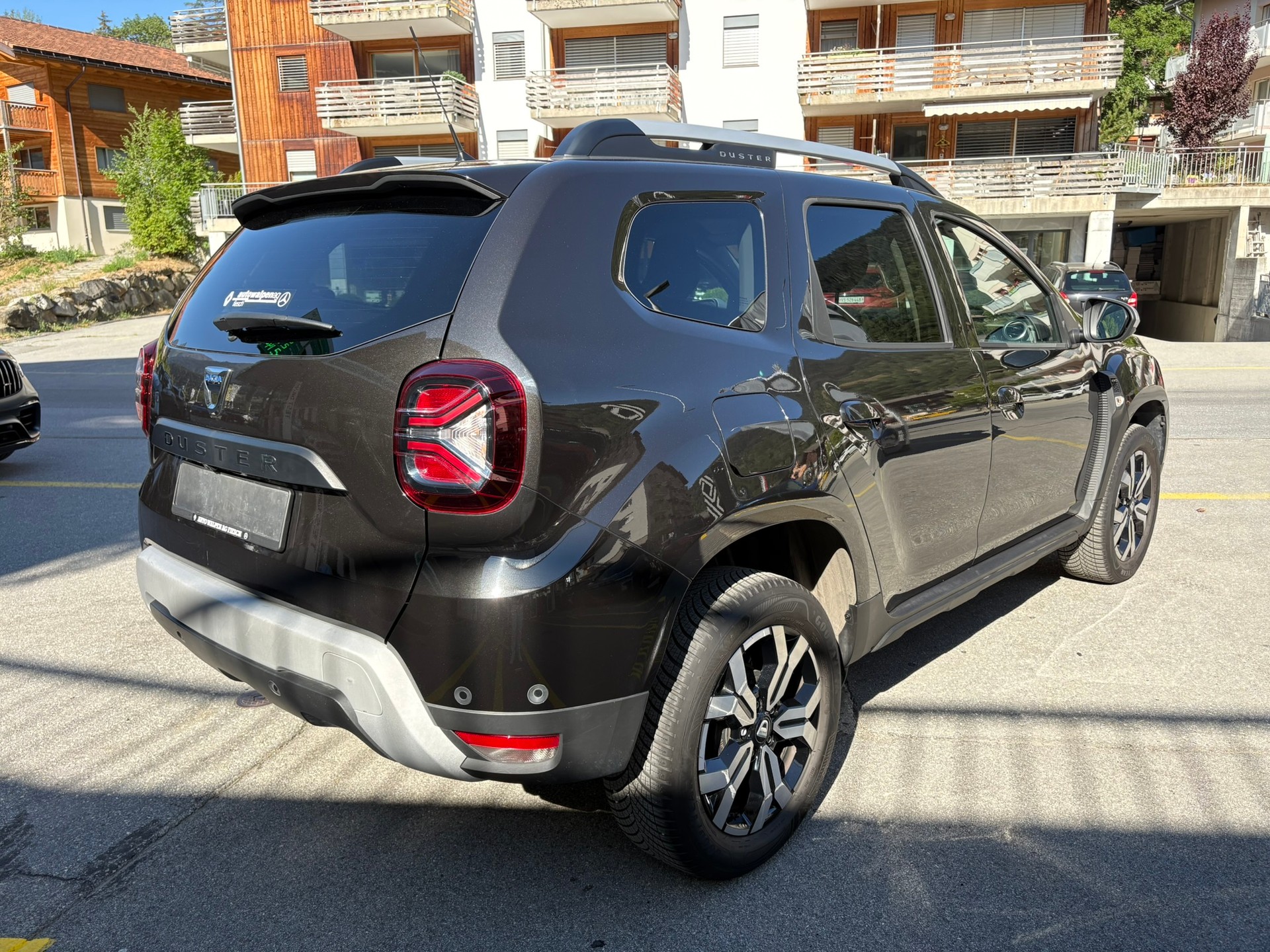 DACIA Duster TCe 150 Prest. 4x4-image-4