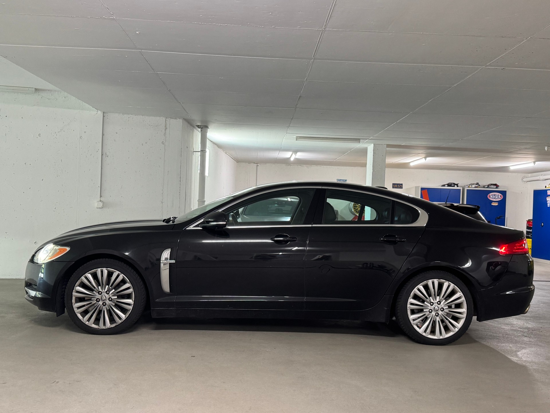 JAGUAR XF 3.0d S V6 Premium Luxury Exclusive-image-3