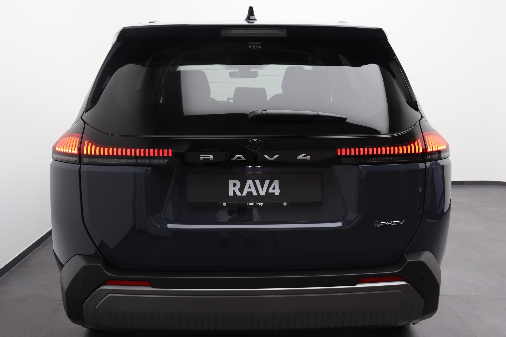 TOYOTA RAV4 2.5 Plug-In-Hybrid Trend-image-3