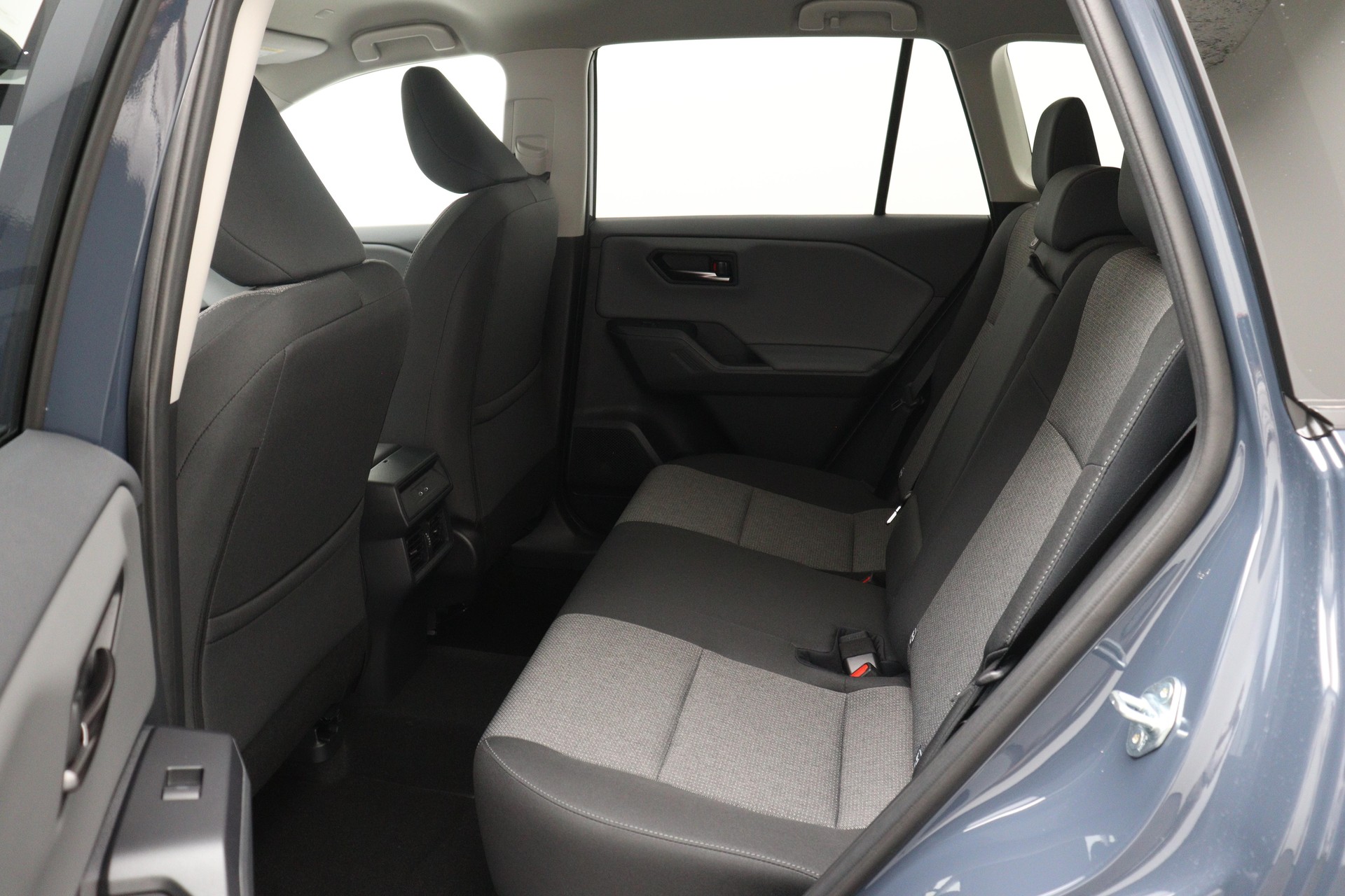 TOYOTA RAV4 2.5 Plug-In-Hybrid Trend-image-11