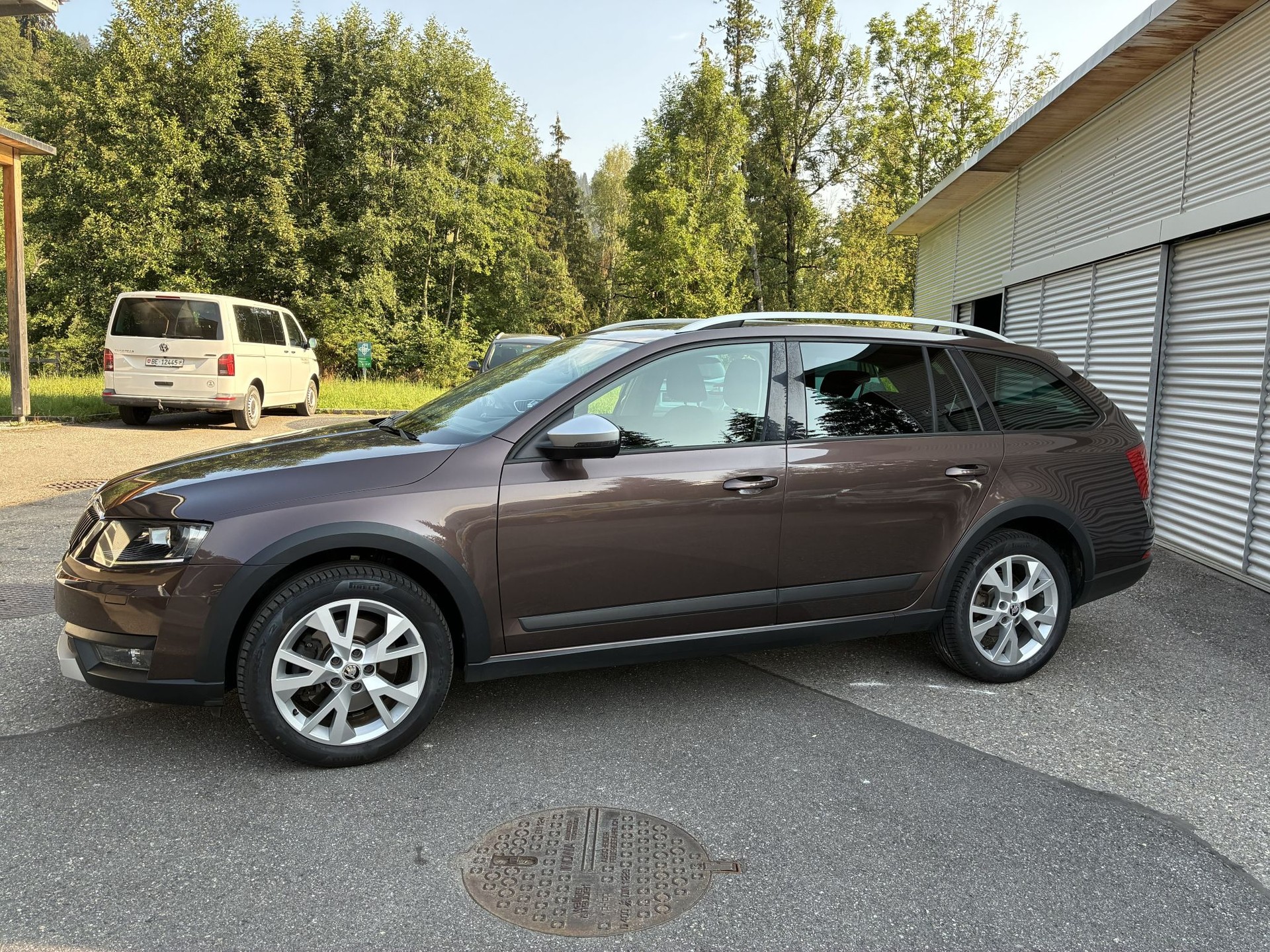 SKODA Octavia Combi 2.0 TDI Scout 4x4 DSG-image-0