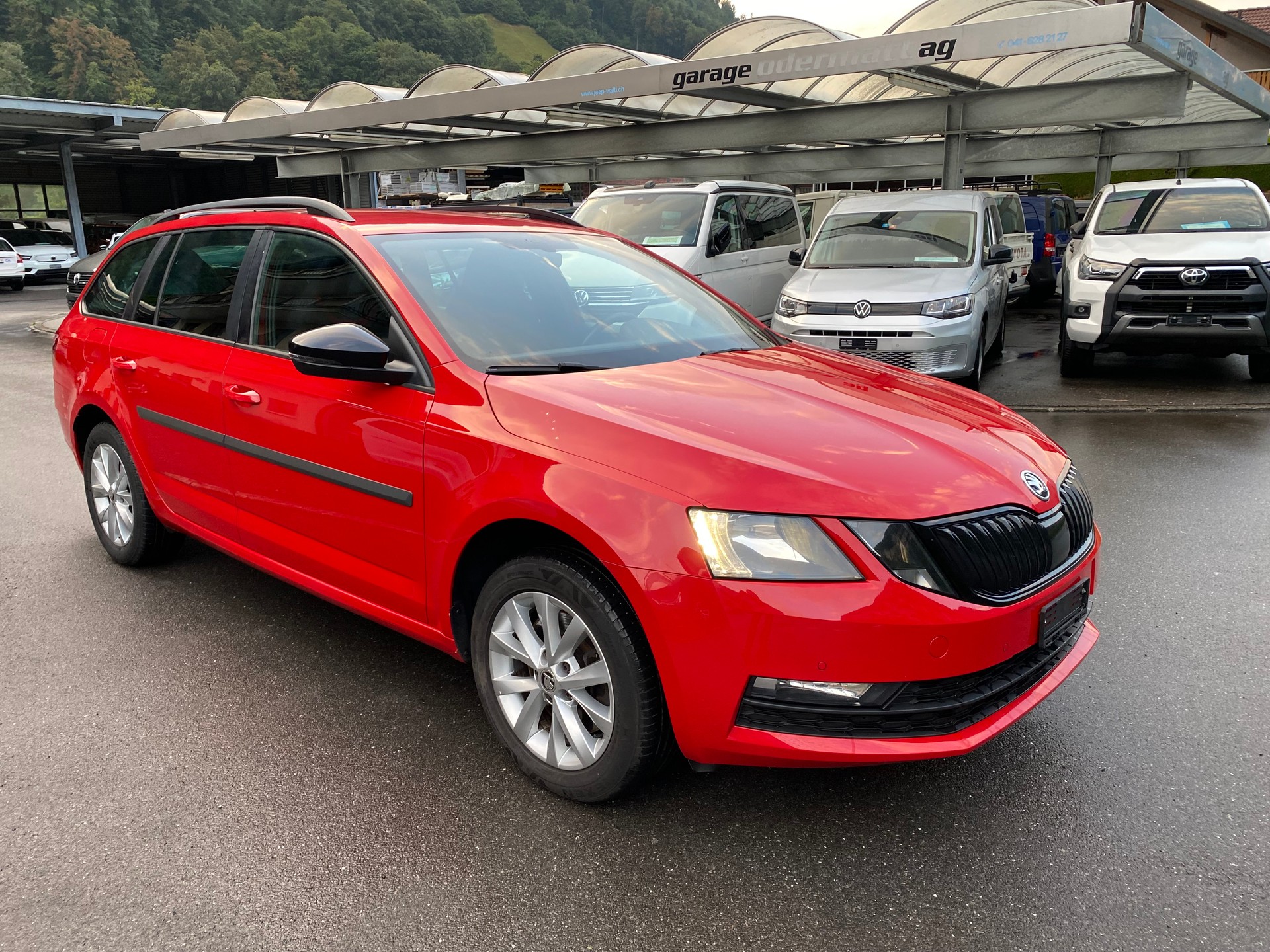 SKODA Octavia Combi 2.0 TSI Ambition 4x4 DSG-image-13