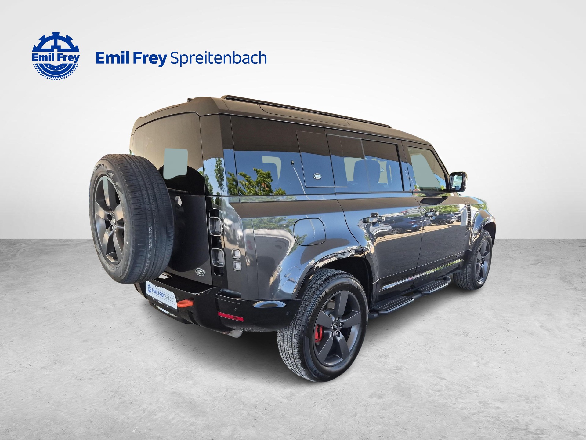 LAND ROVER Defender 110 2.0 P400e X-image-4