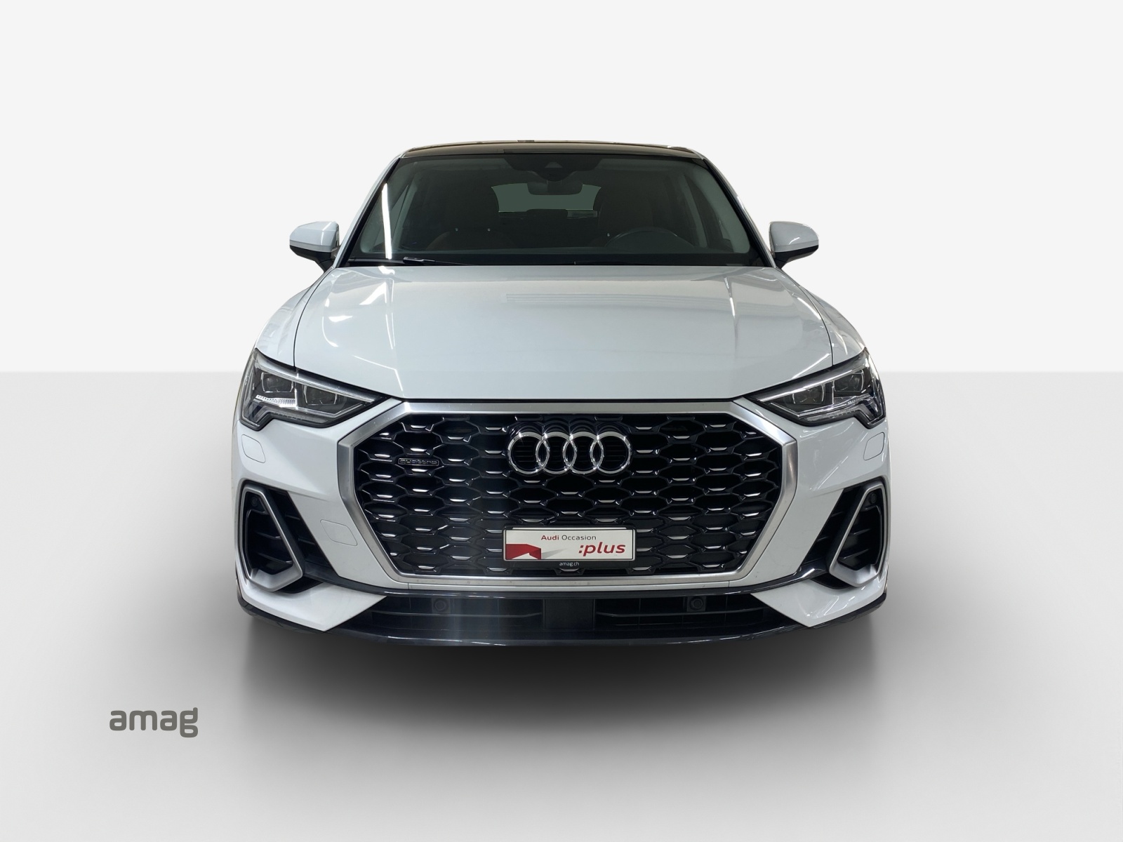AUDI Q3 Sportback 40 TDI S line Attraction quattro S-tronic-image-6