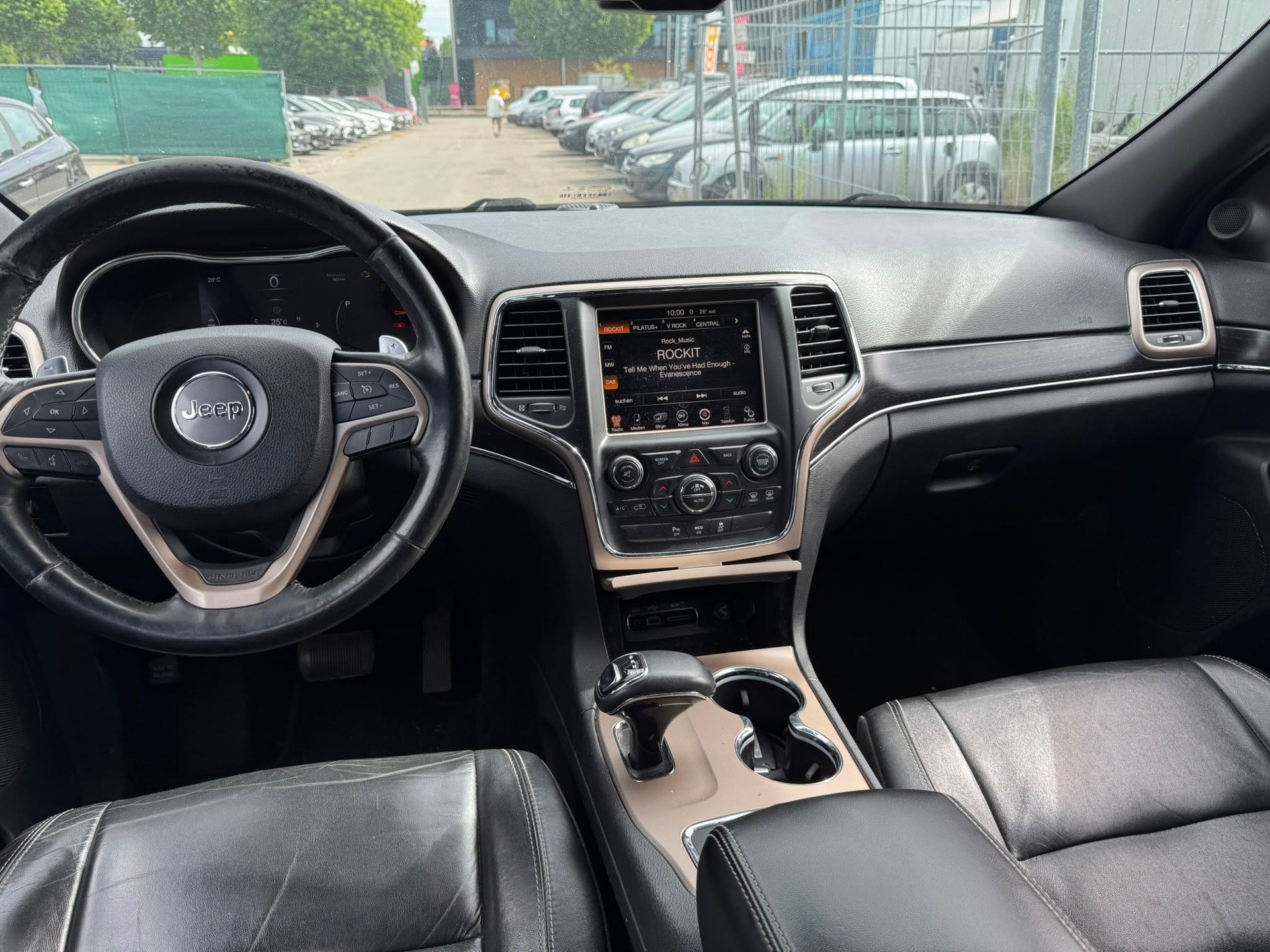 JEEP Grand Cherokee 3.0 CRD Limited Automatic-image-6