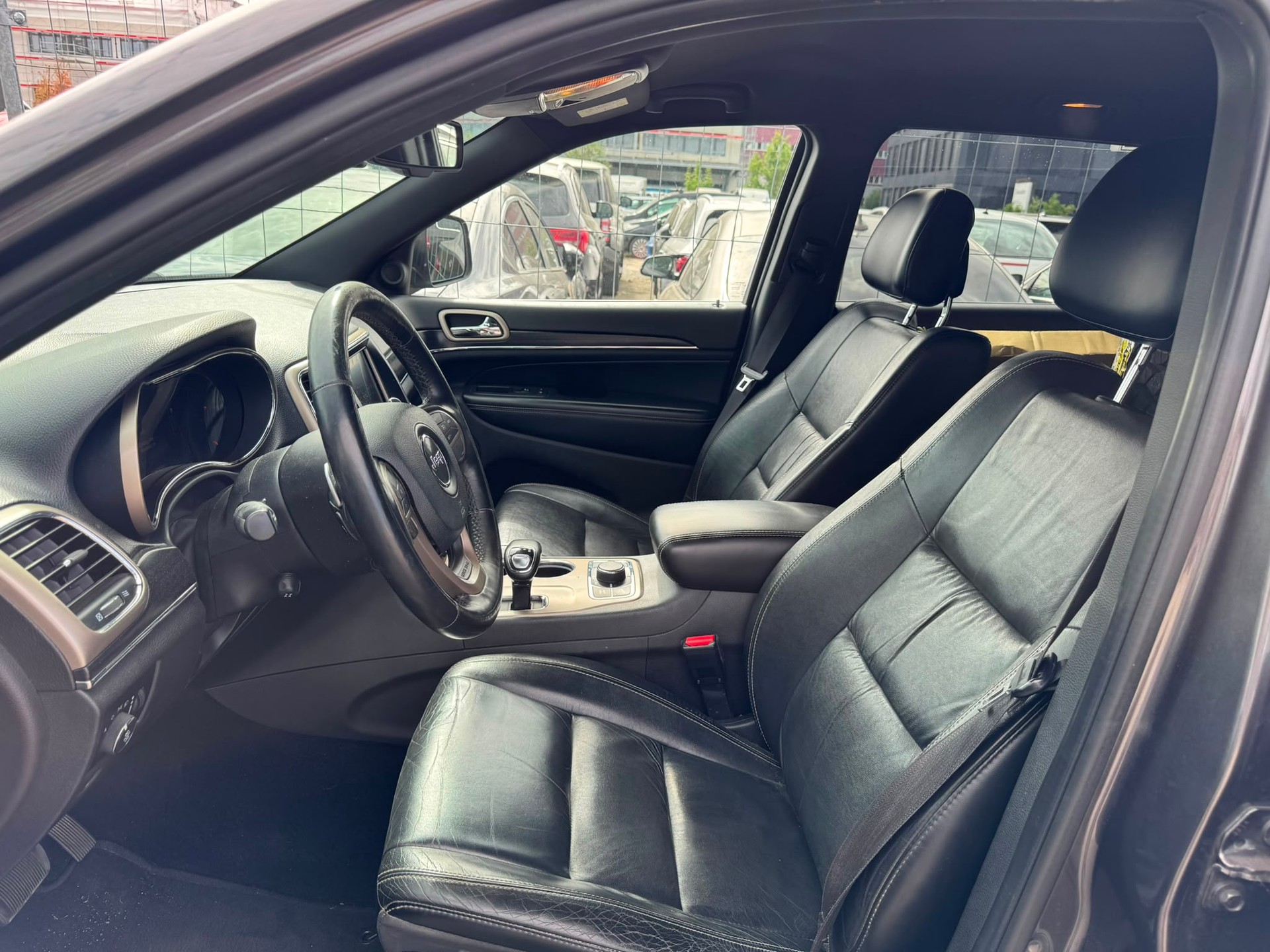 JEEP Grand Cherokee 3.0 CRD Limited Automatic-image-9