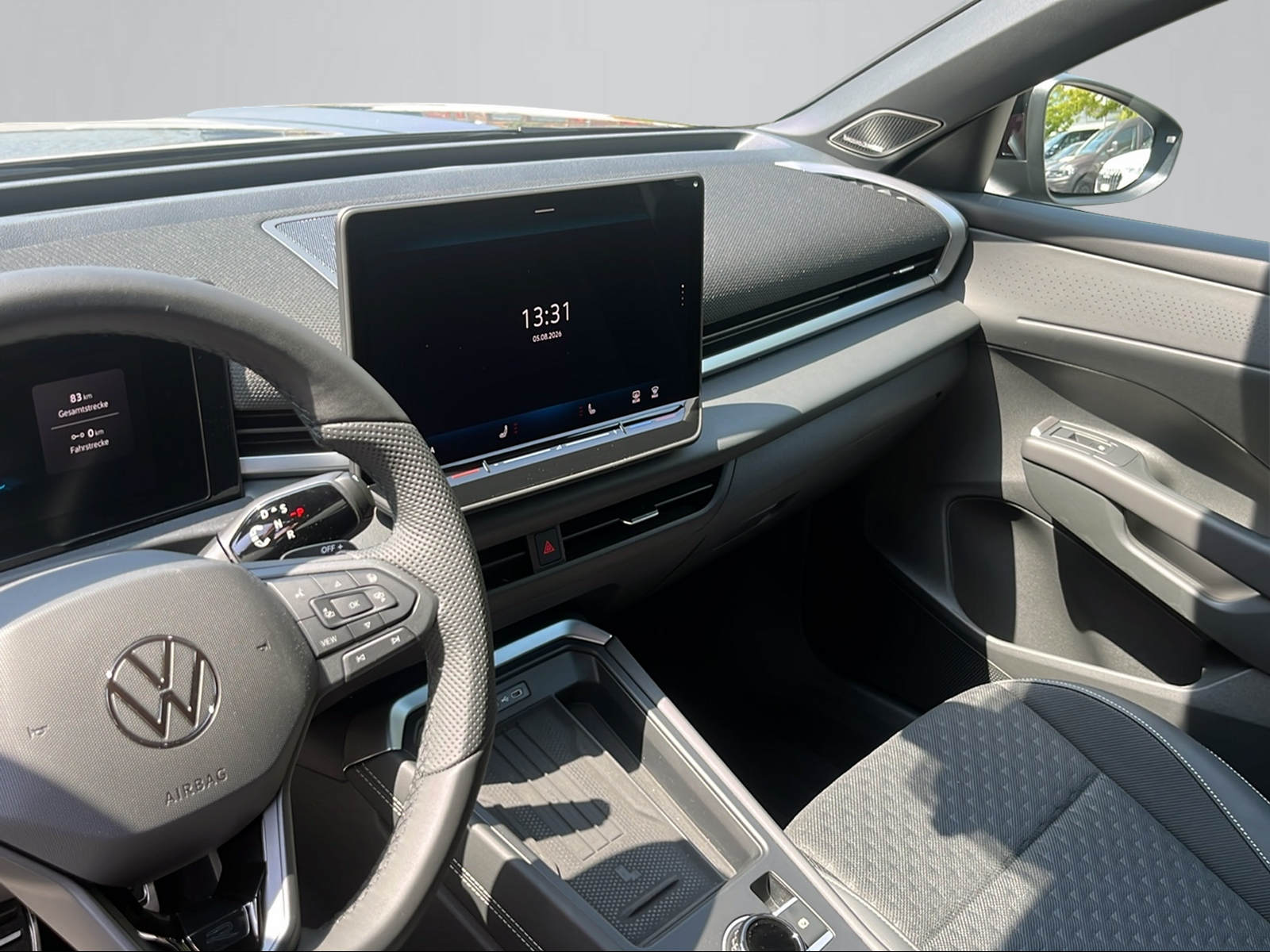VW T-Roc 1.5 eTSI mHEV R-Line DSG-image-9