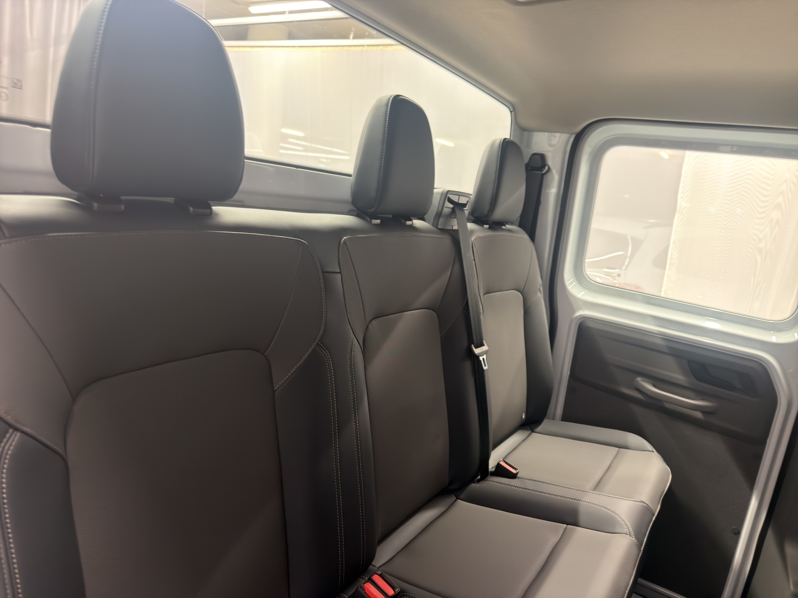 VW Transporter DKab.-Ch. 3500 2.0 TDI 150-image-9