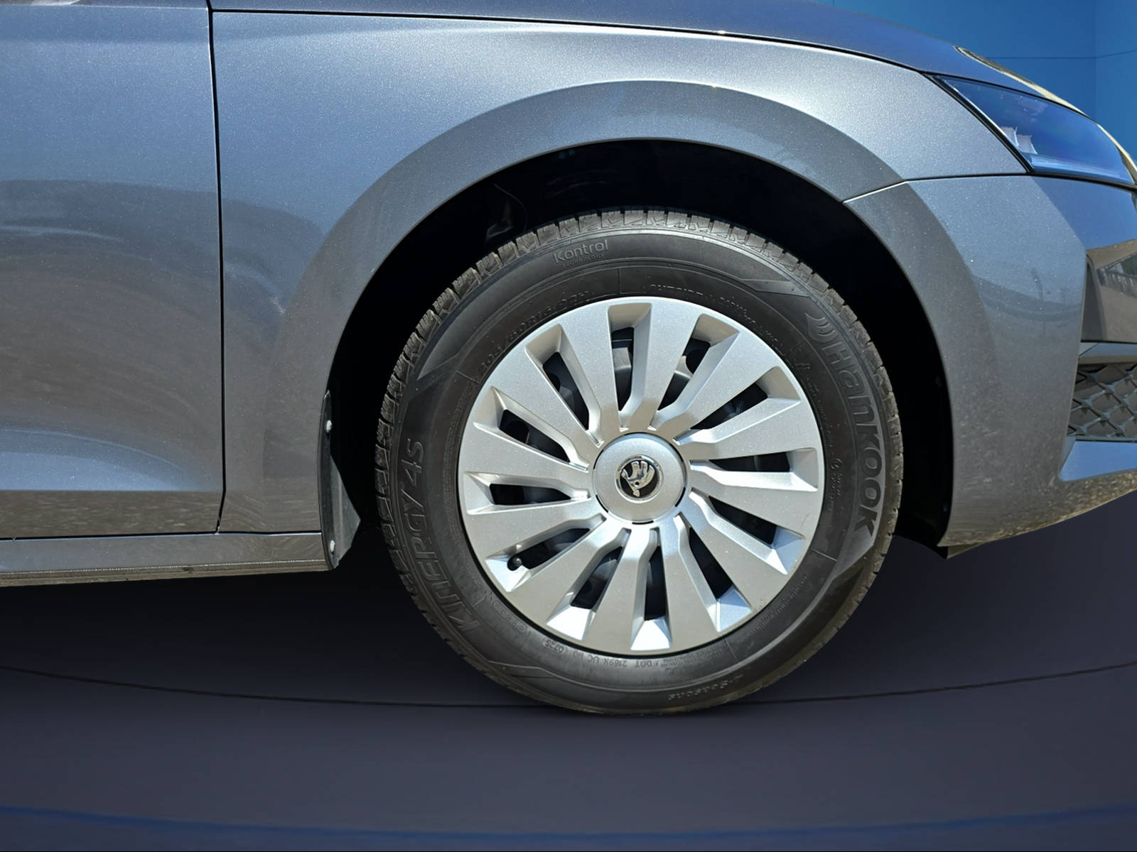 SKODA Octavia Combi 1.5 TSI mHEV DSG Selection Launch-image-7