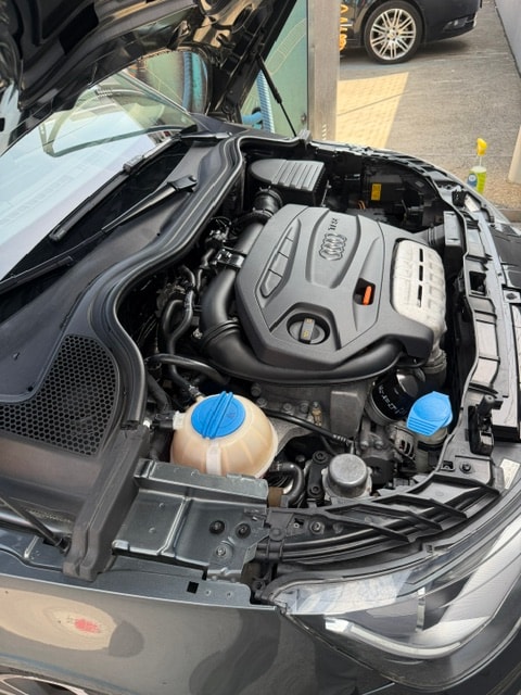 AUDI 1.4 TFSI Ambition S-Tronic-image-11