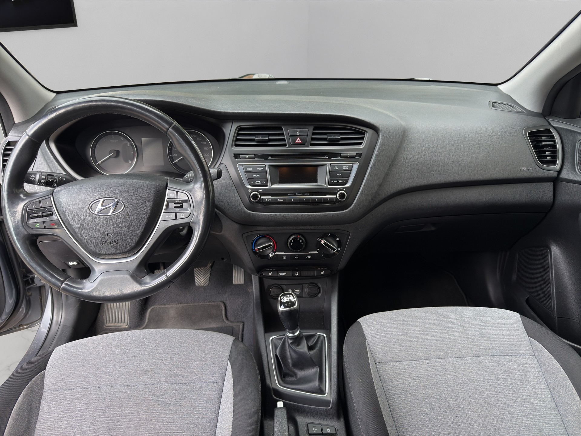 HYUNDAI i20 1.0 T-GDi Amplia * 8 fach * Spurassistent * Lenkradheizung *-image-10