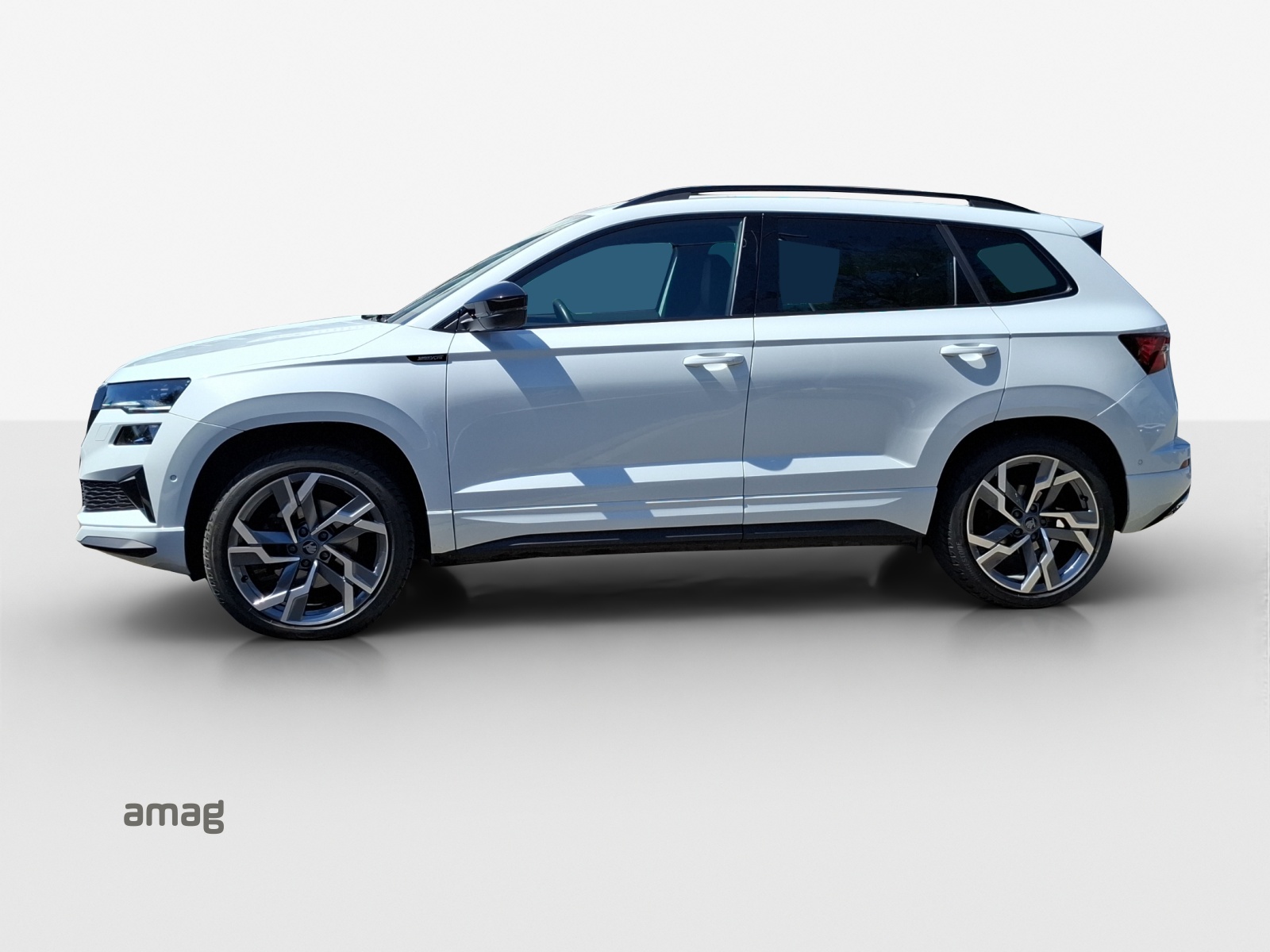 SKODA Karoq 2.0 TSI SportLine 4x4 DSG-image-1