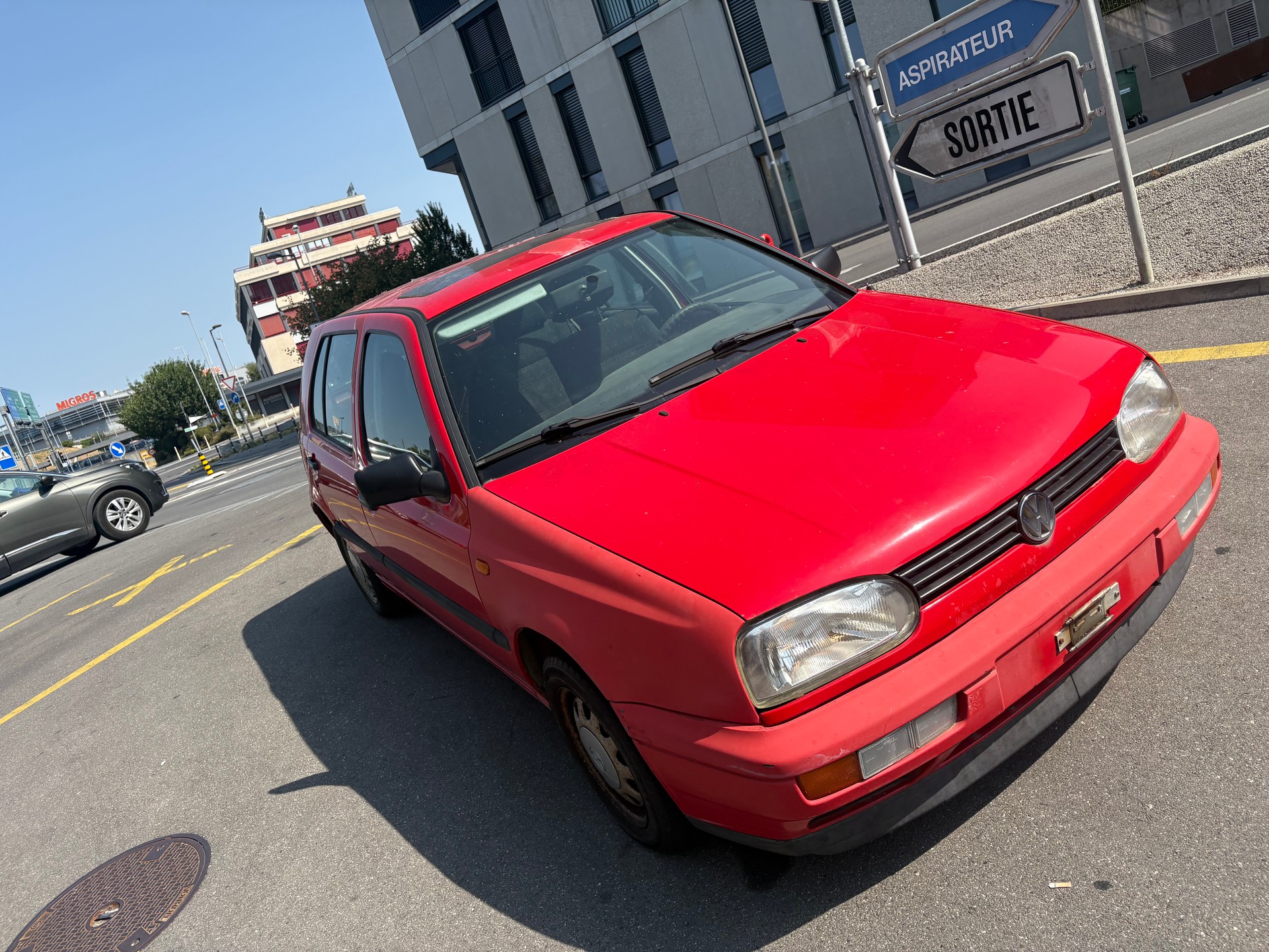 VW Golf 1800 Swiss Line-image-0
