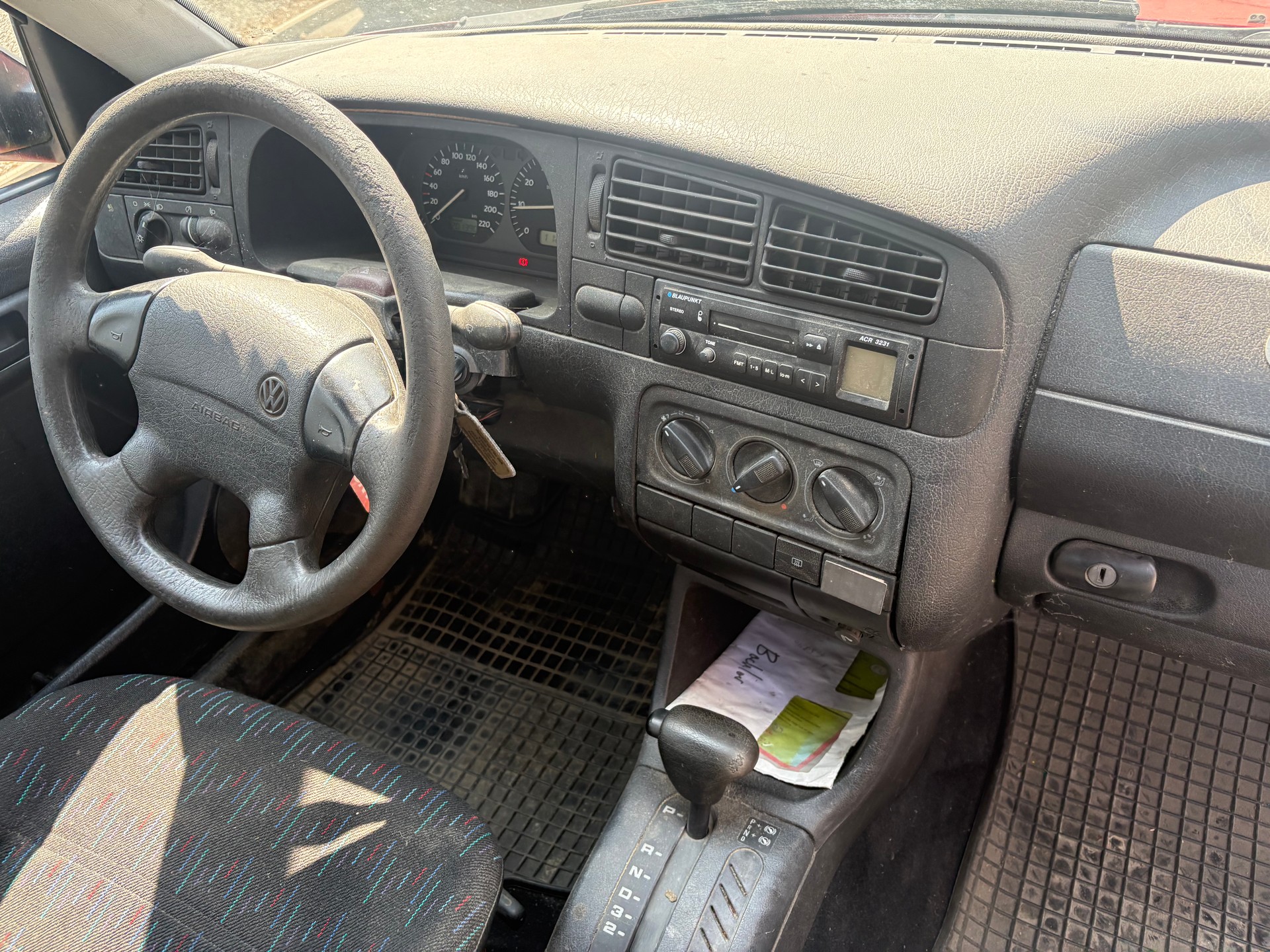 VW Golf 1800 Swiss Line-image-4