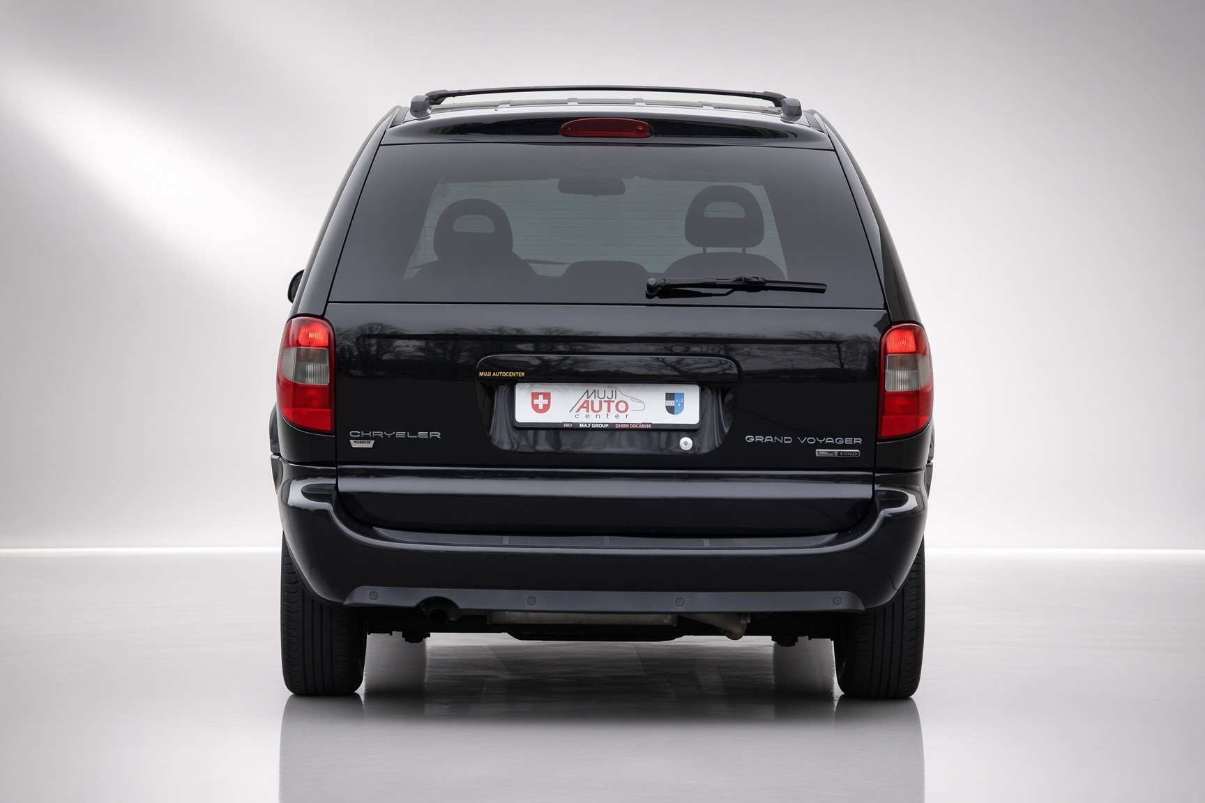 CHRYSLER Grand Voy. 2.8 CRD LX Automatic-image-3