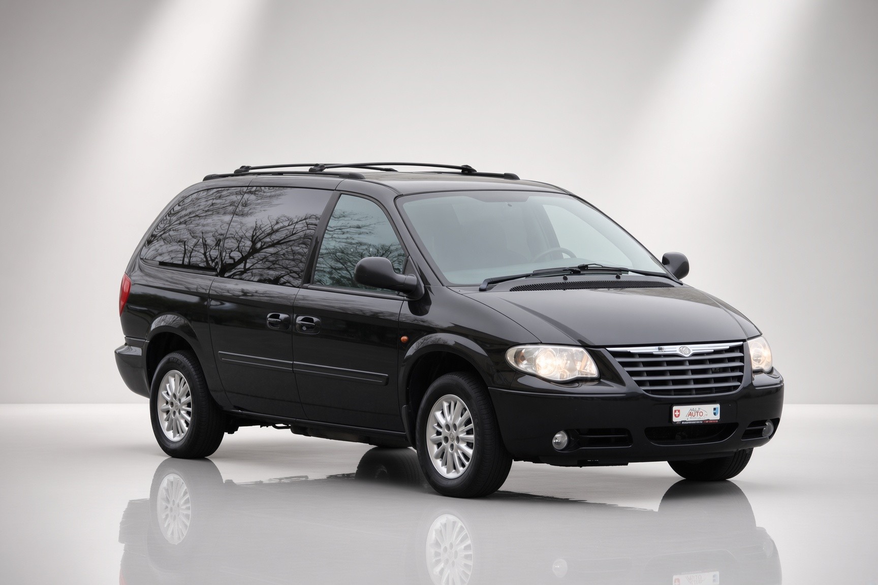 CHRYSLER Grand Voy. 2.8 CRD LX Automatic-image-6