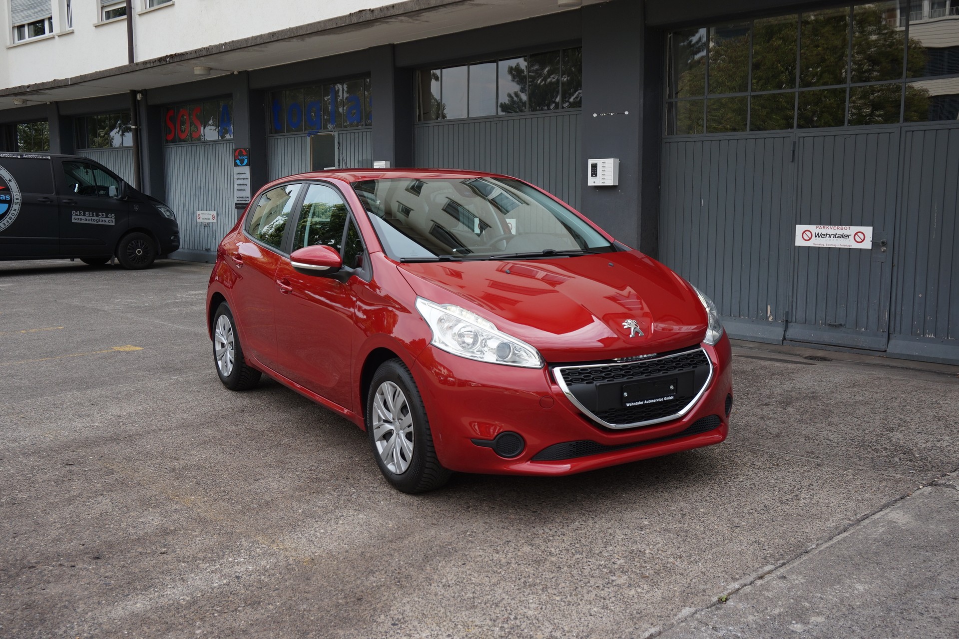 PEUGEOT 208 1.2 VTI Access-image-1