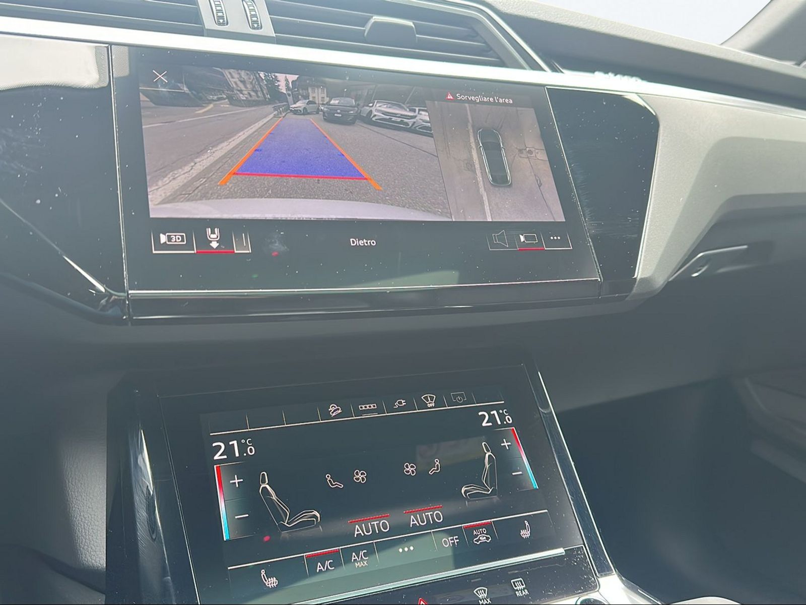 AUDI e-tron 55 Sportback Advanced quattro-image-13