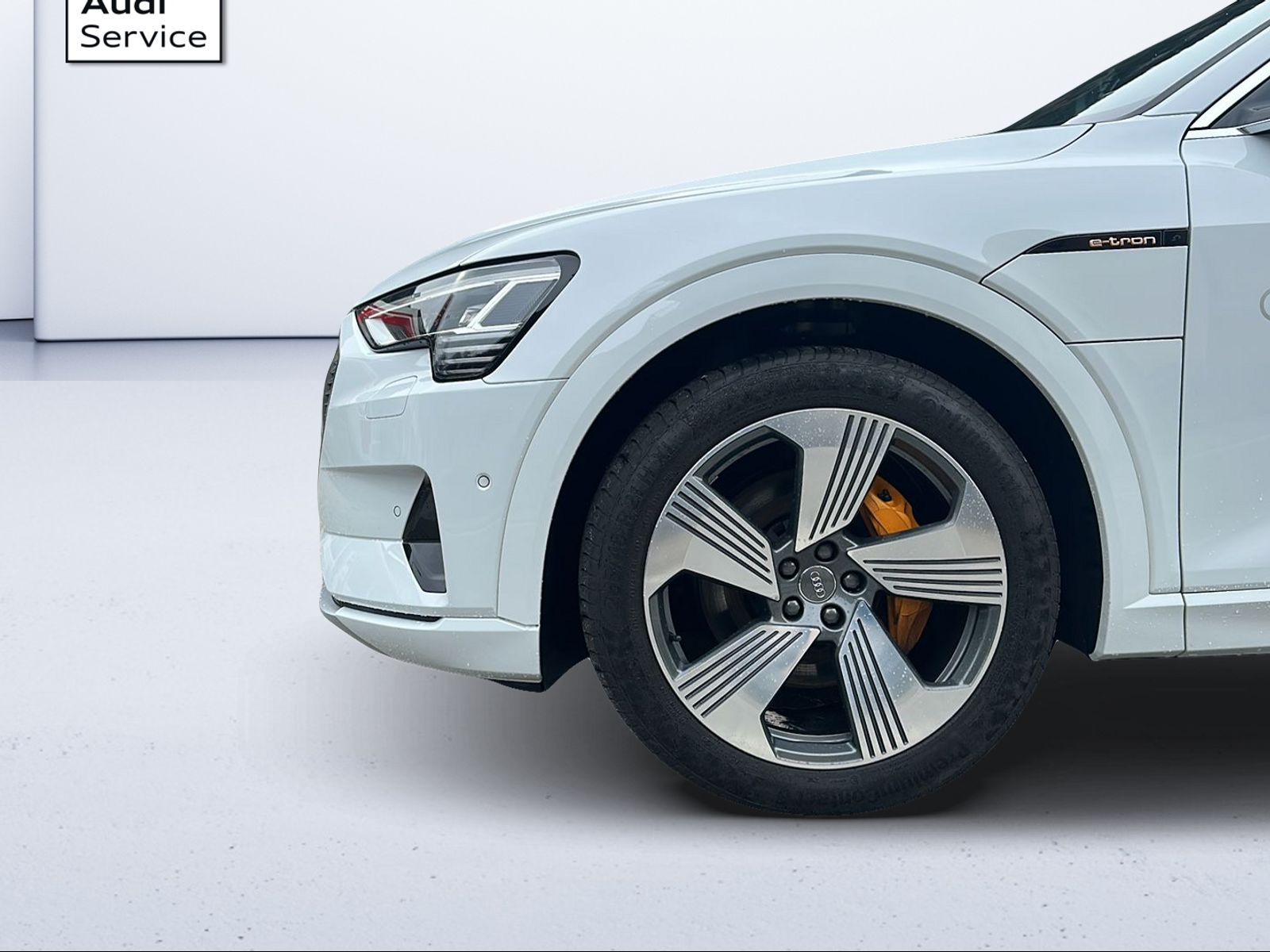 AUDI e-tron 55 Sportback Advanced quattro-image-8
