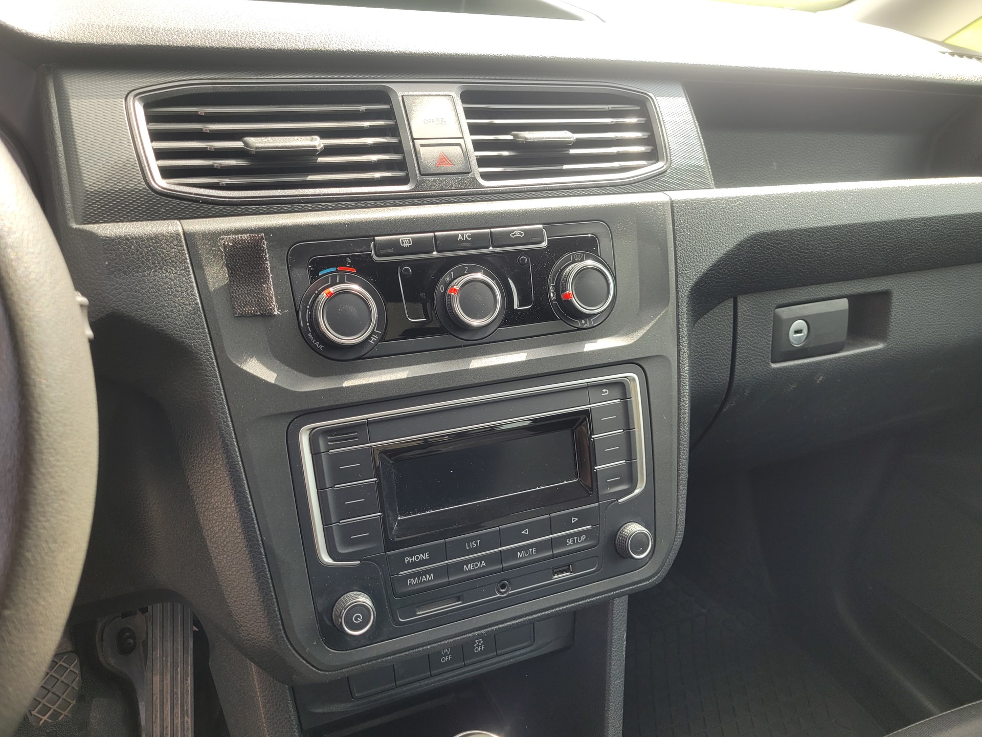 VW Caddy 2.0TDI 4Motion BlueMotion Technology *Händlerangebot*-image-7