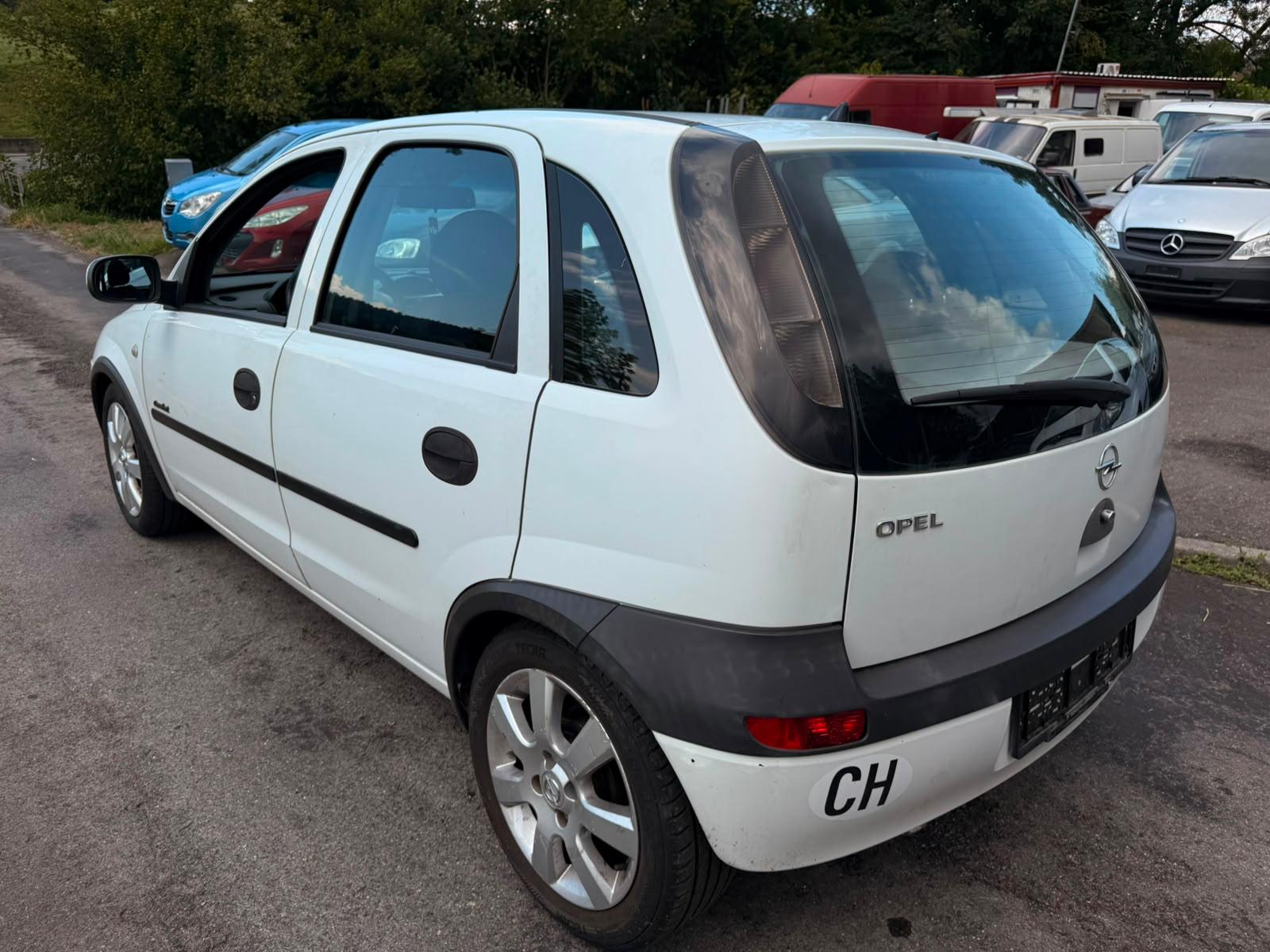 OPEL Corsa 1.2 16V Club Basis-image-3