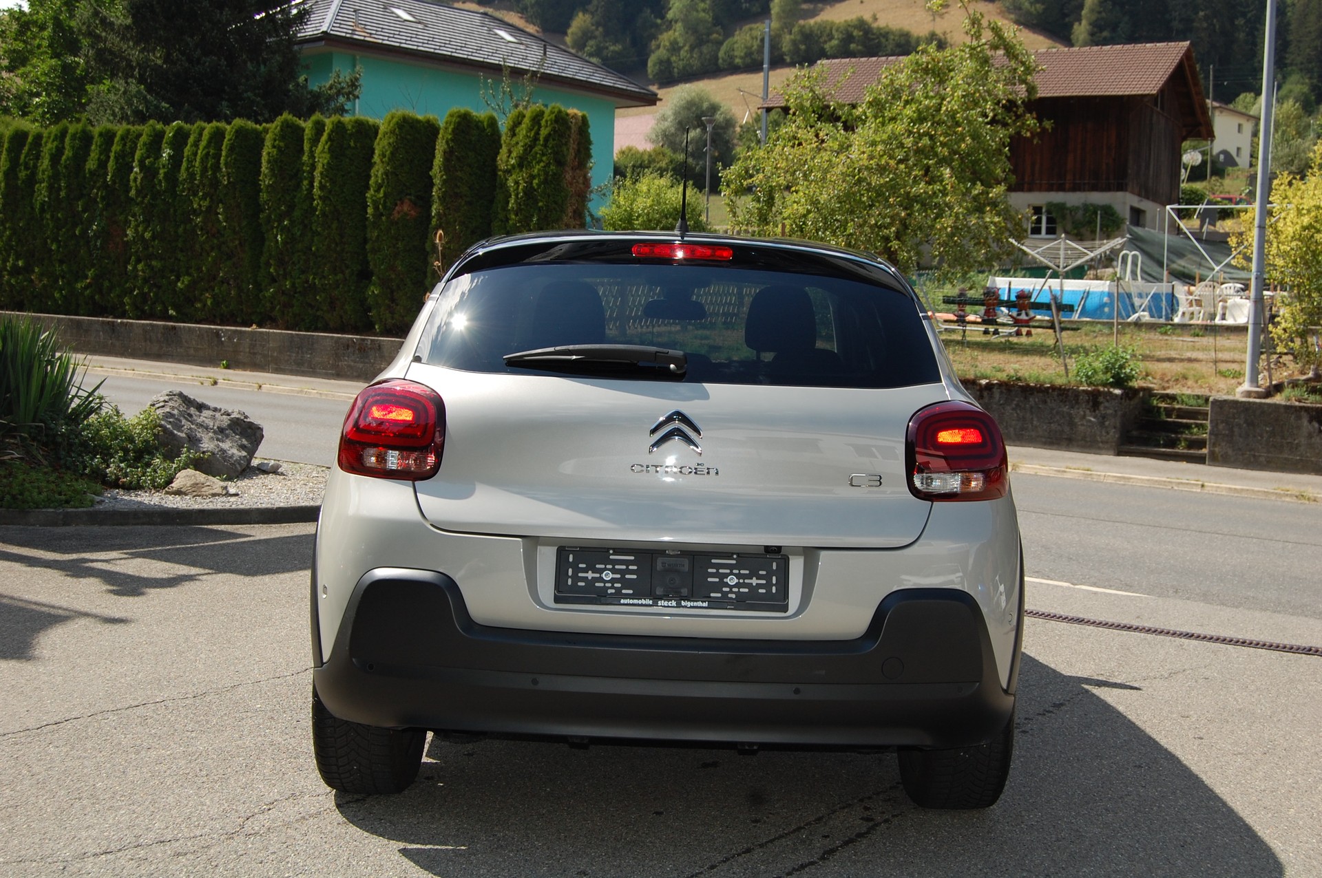 CITROEN C3 1.2i PureTech Shine EAT6-image-6