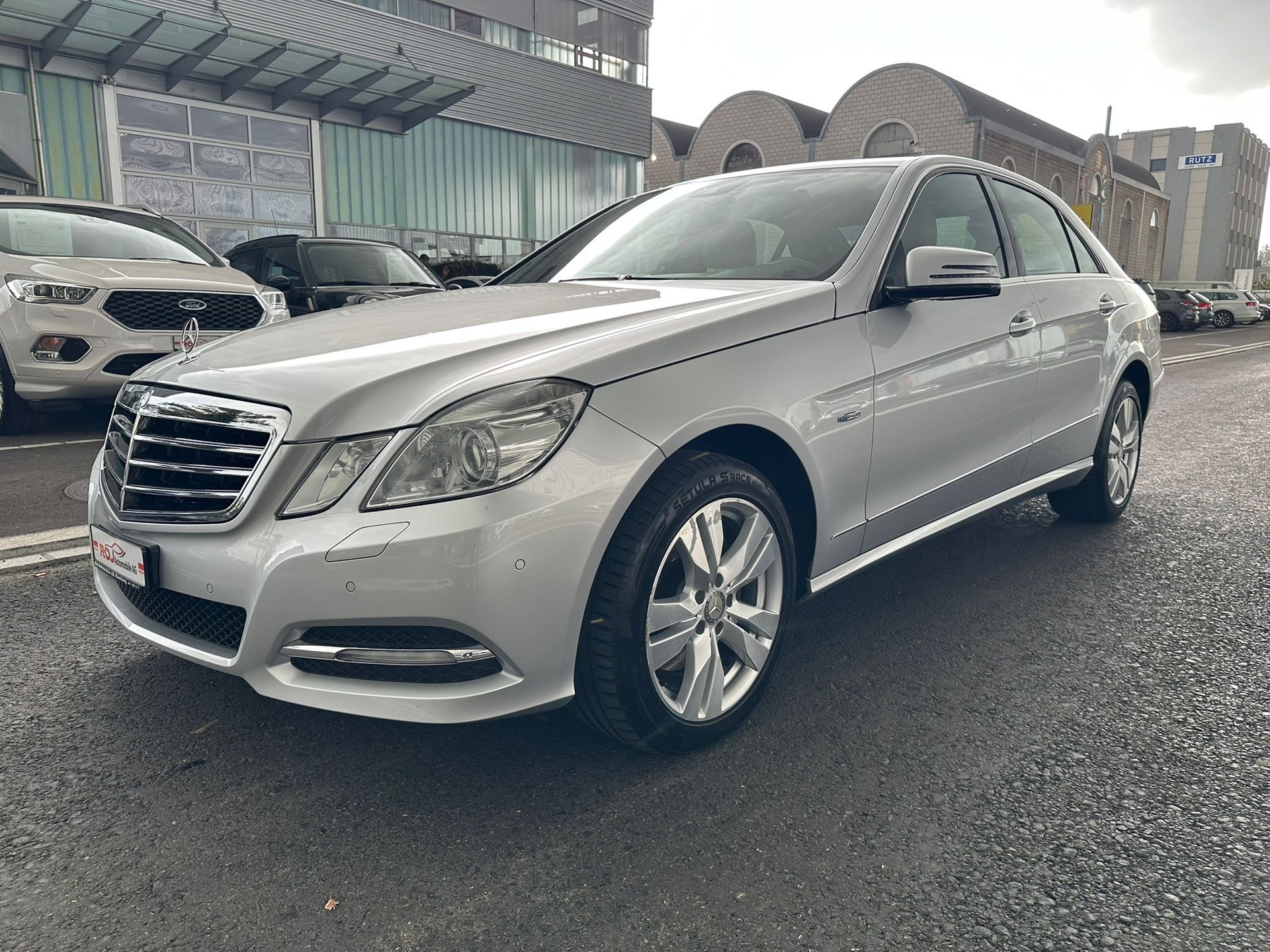 MERCEDES-BENZ E 350 CGI BlueEfficiency Avantgarde 7G-Tronic-image-1