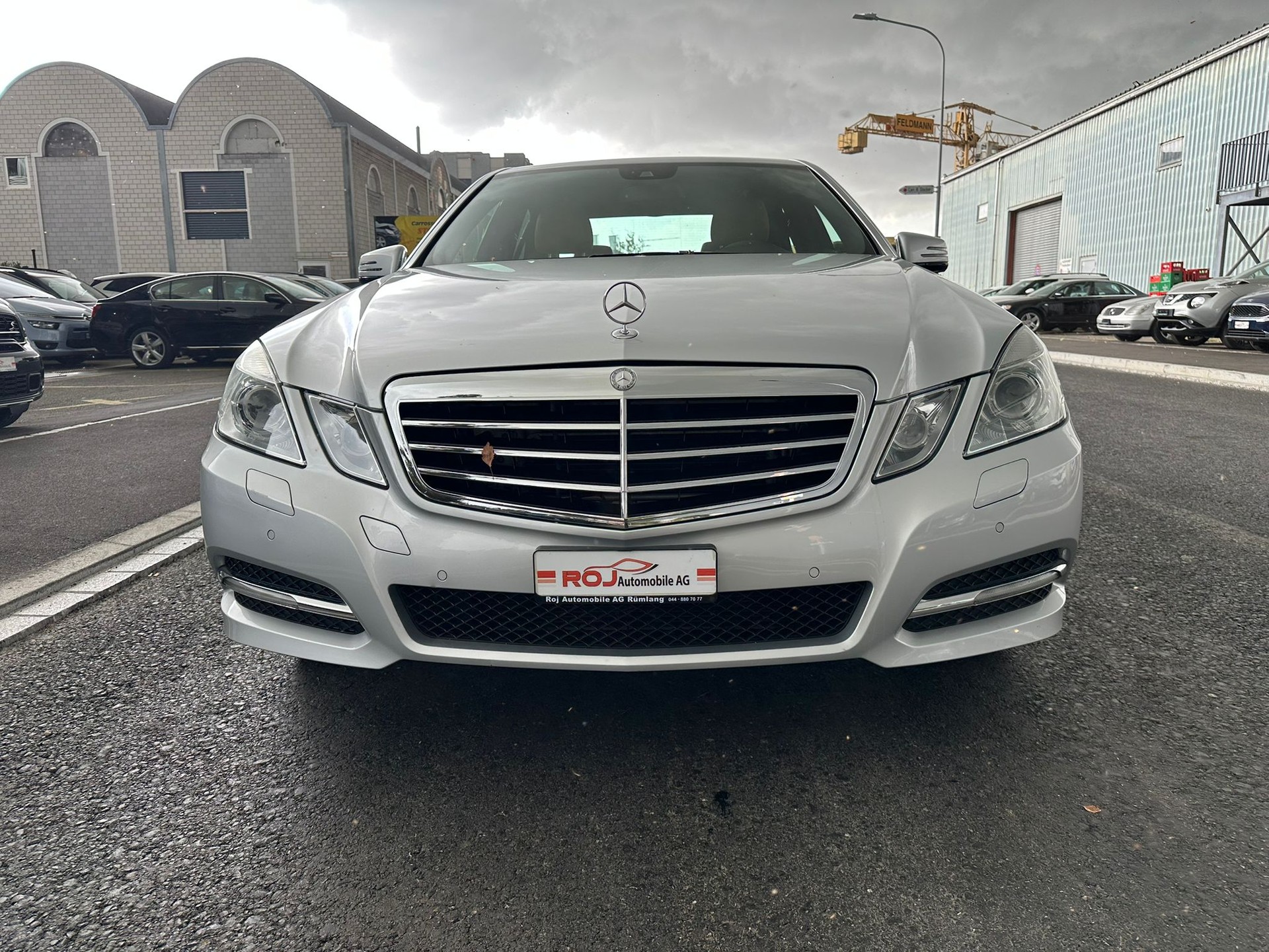 MERCEDES-BENZ E 350 CGI BlueEfficiency Avantgarde 7G-Tronic-image-2