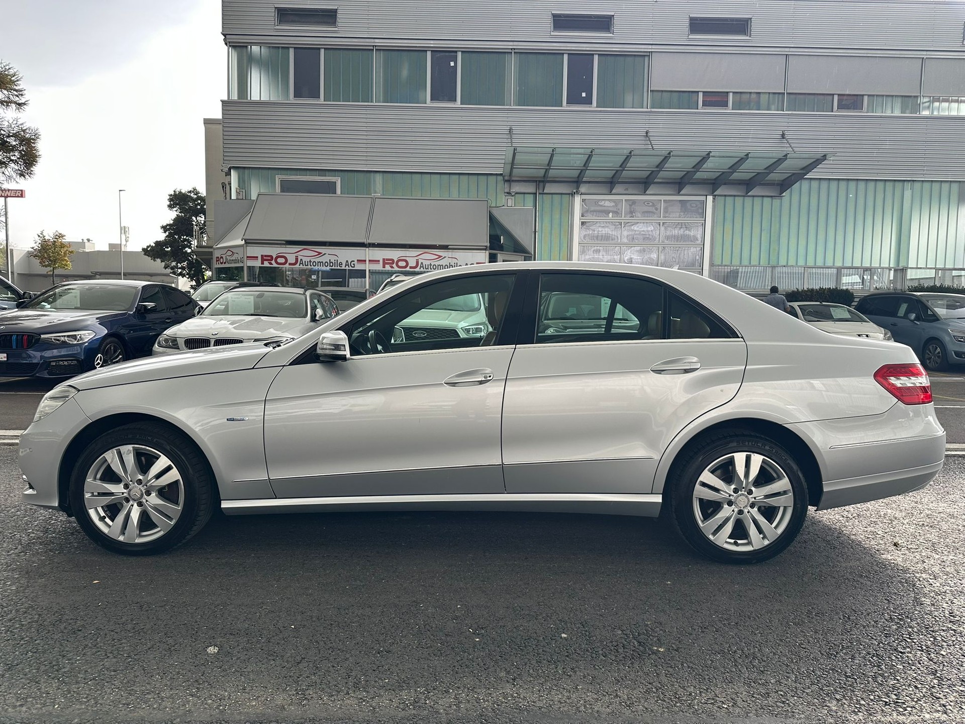 MERCEDES-BENZ E 350 CGI BlueEfficiency Avantgarde 7G-Tronic-image-0
