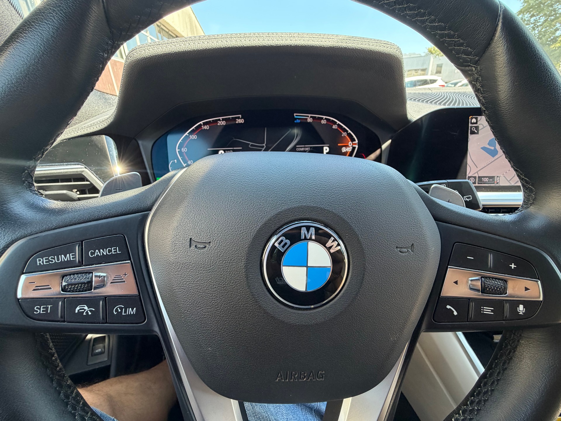 BMW 320d xDrive 48V Touring Sport Line Steptronic-image-8