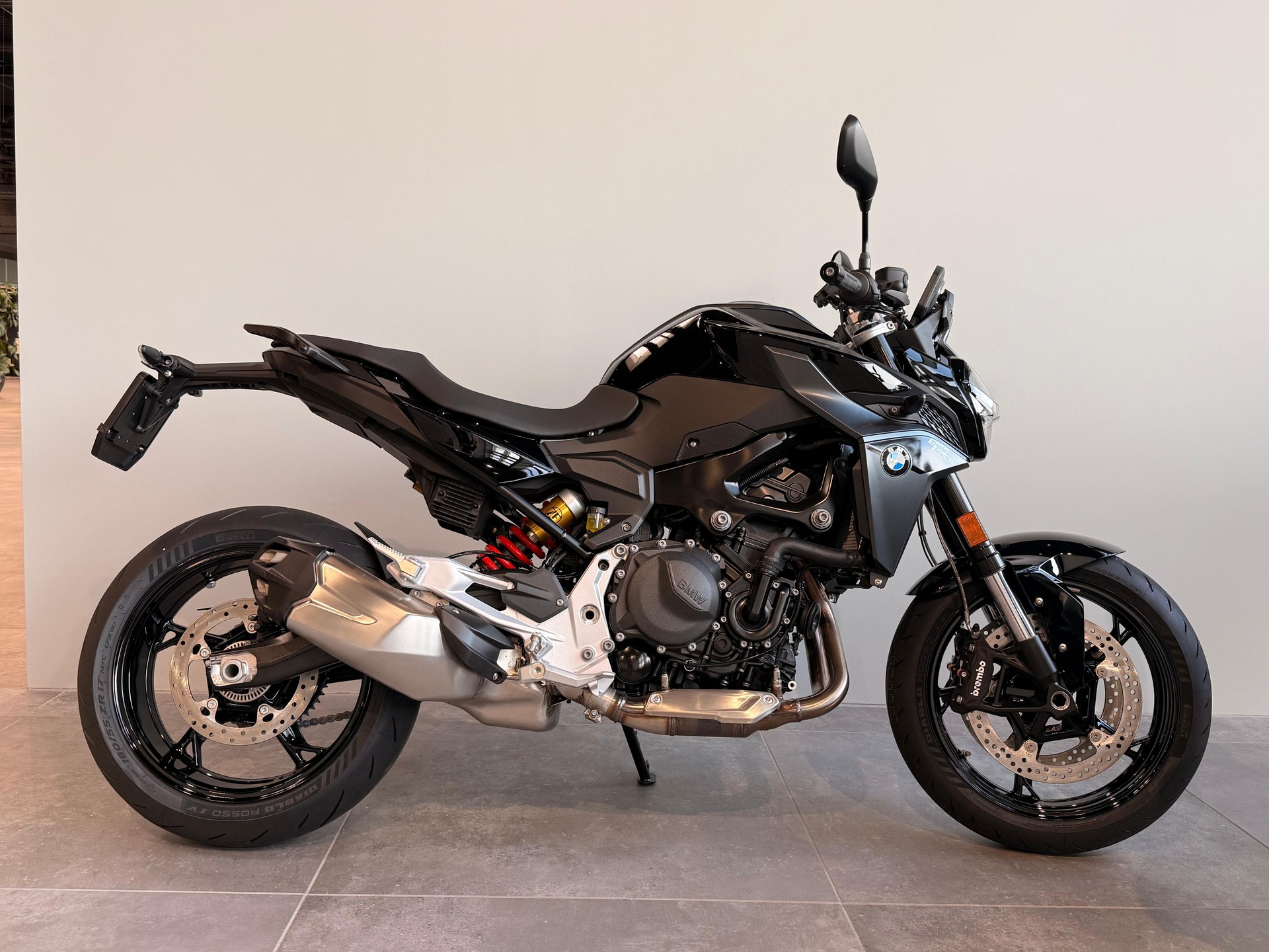 BMW F 900 R A2