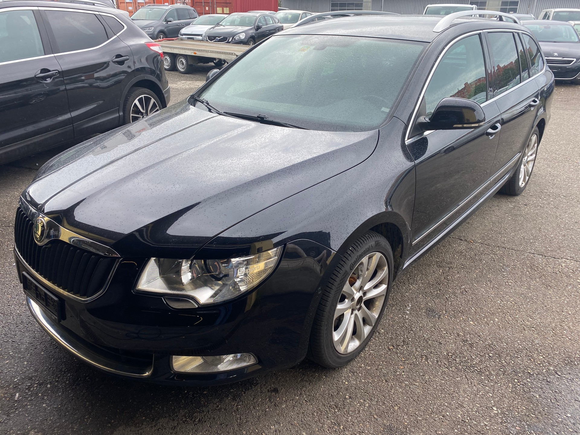 SKODA Superb Combi 2.0 TDi Elegance 4x4-image-1