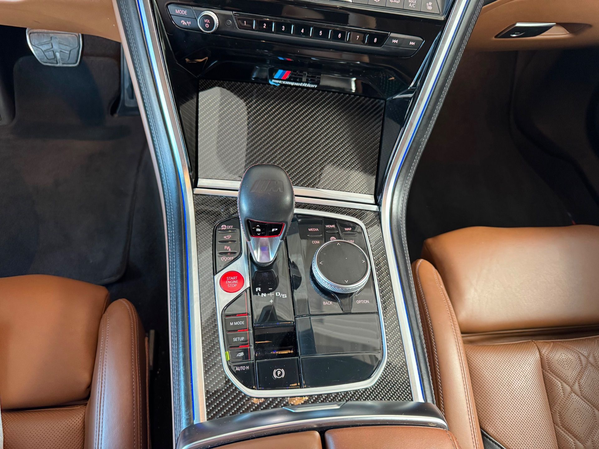 BMW M8 xDrive M Competition Steptronic-image-18