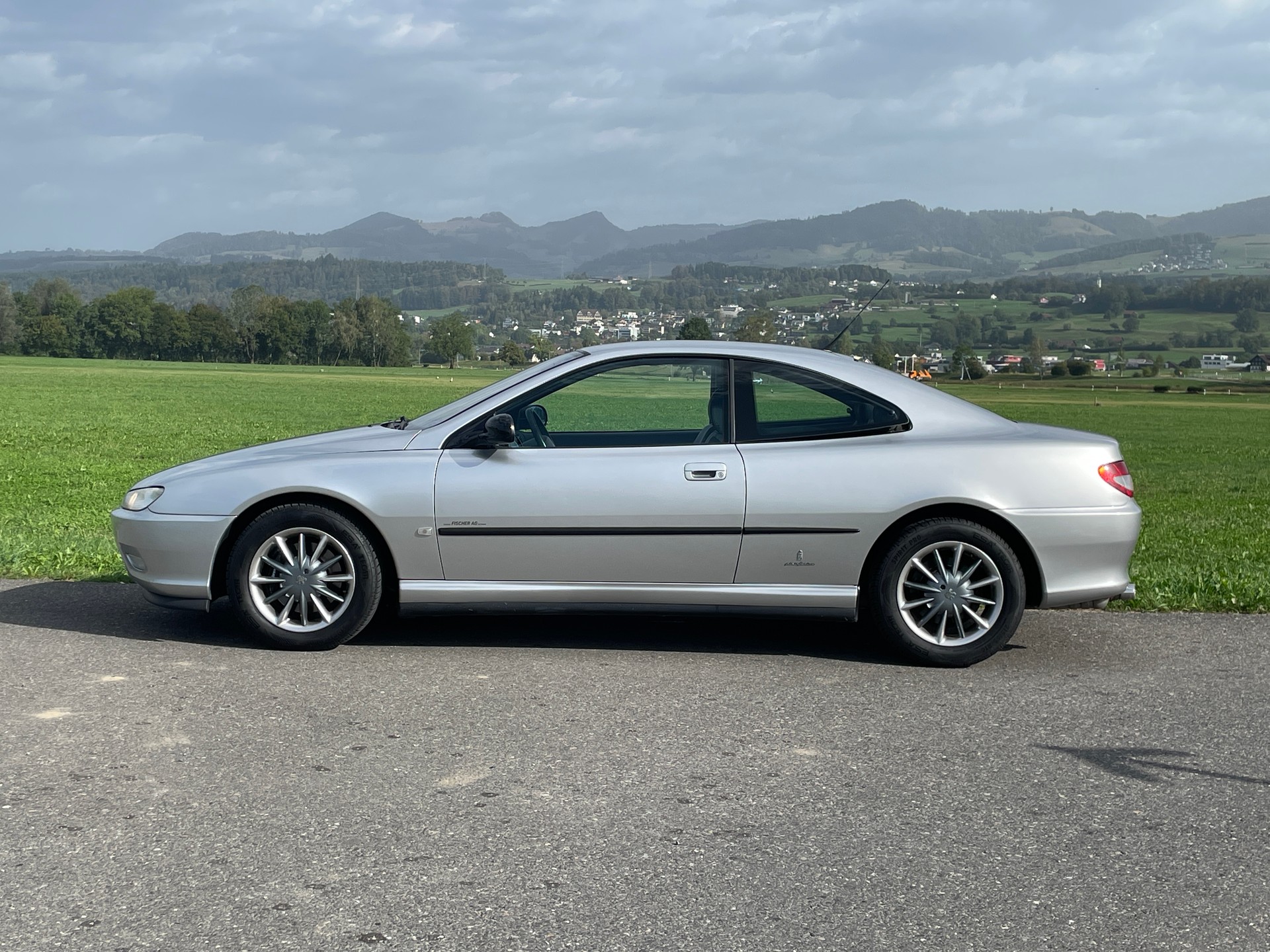 PEUGEOT 406 Coupé 3.0 V6 Pininfarina