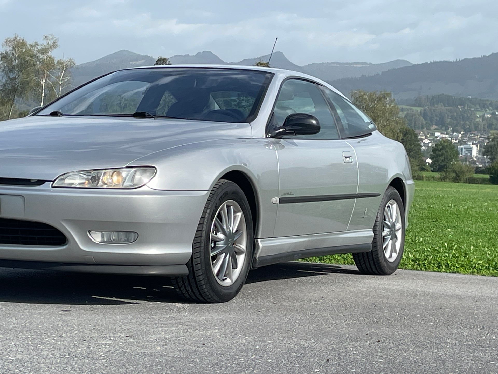 PEUGEOT 406 Coupé 3.0 V6 Pininfarina-image-4