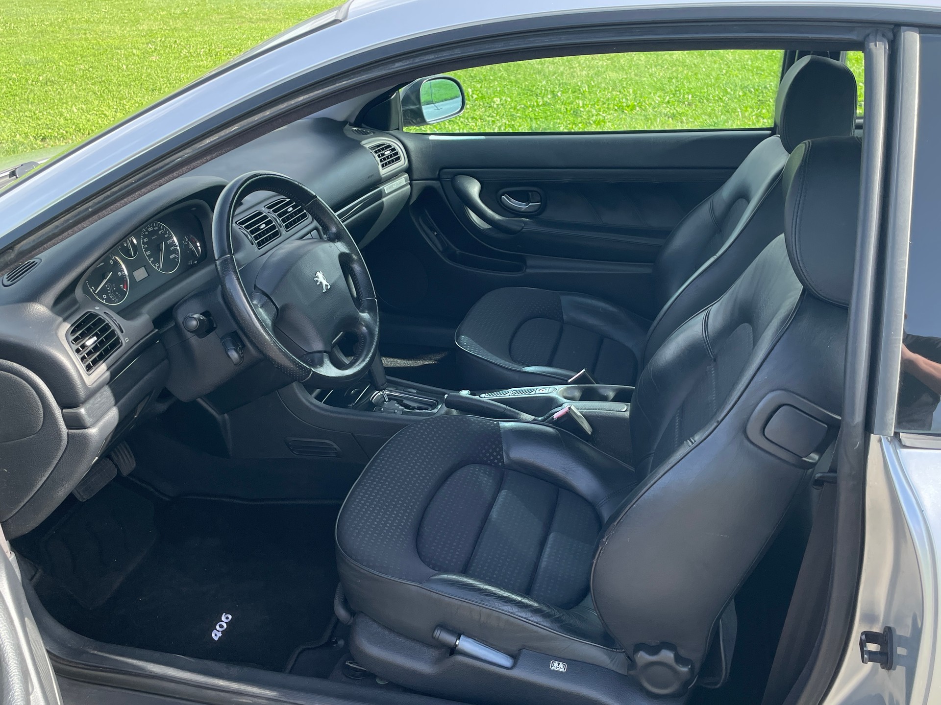 PEUGEOT 406 Coupé 3.0 V6 Pininfarina-image-10