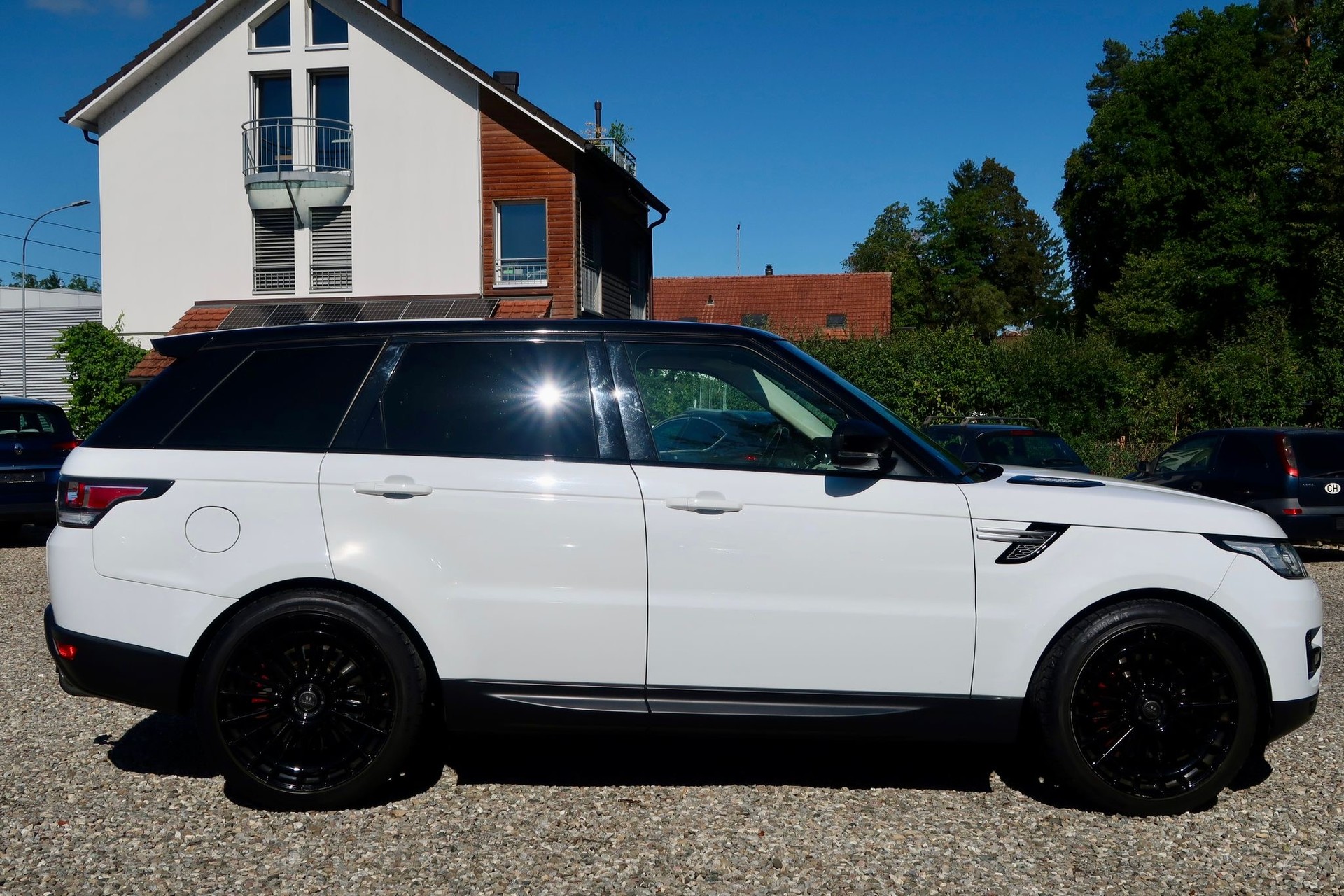 LAND ROVER Range Rover Sport 3.0 SDV6 HSE Automatic-image-3
