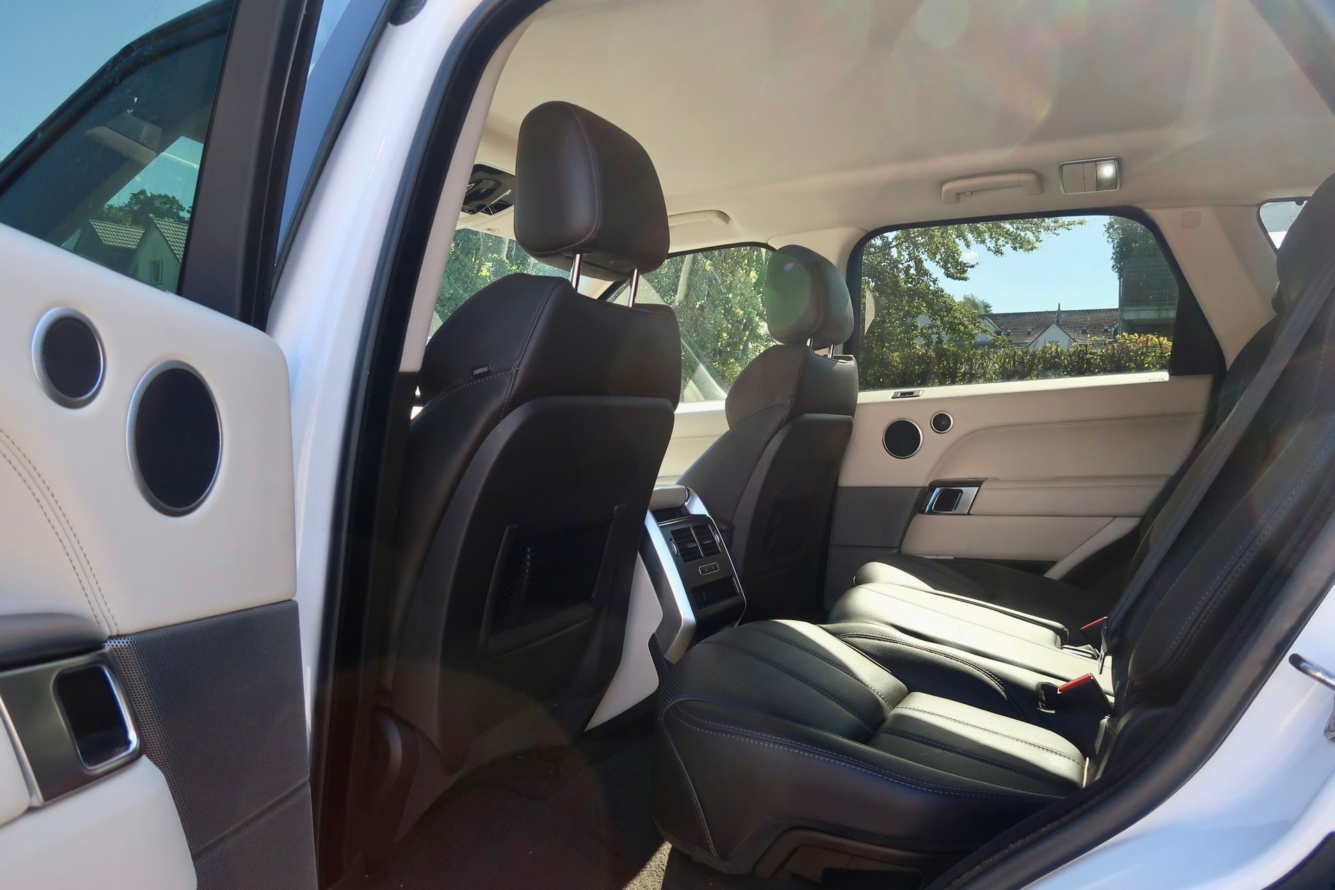 LAND ROVER Range Rover Sport 3.0 SDV6 HSE Automatic-image-12