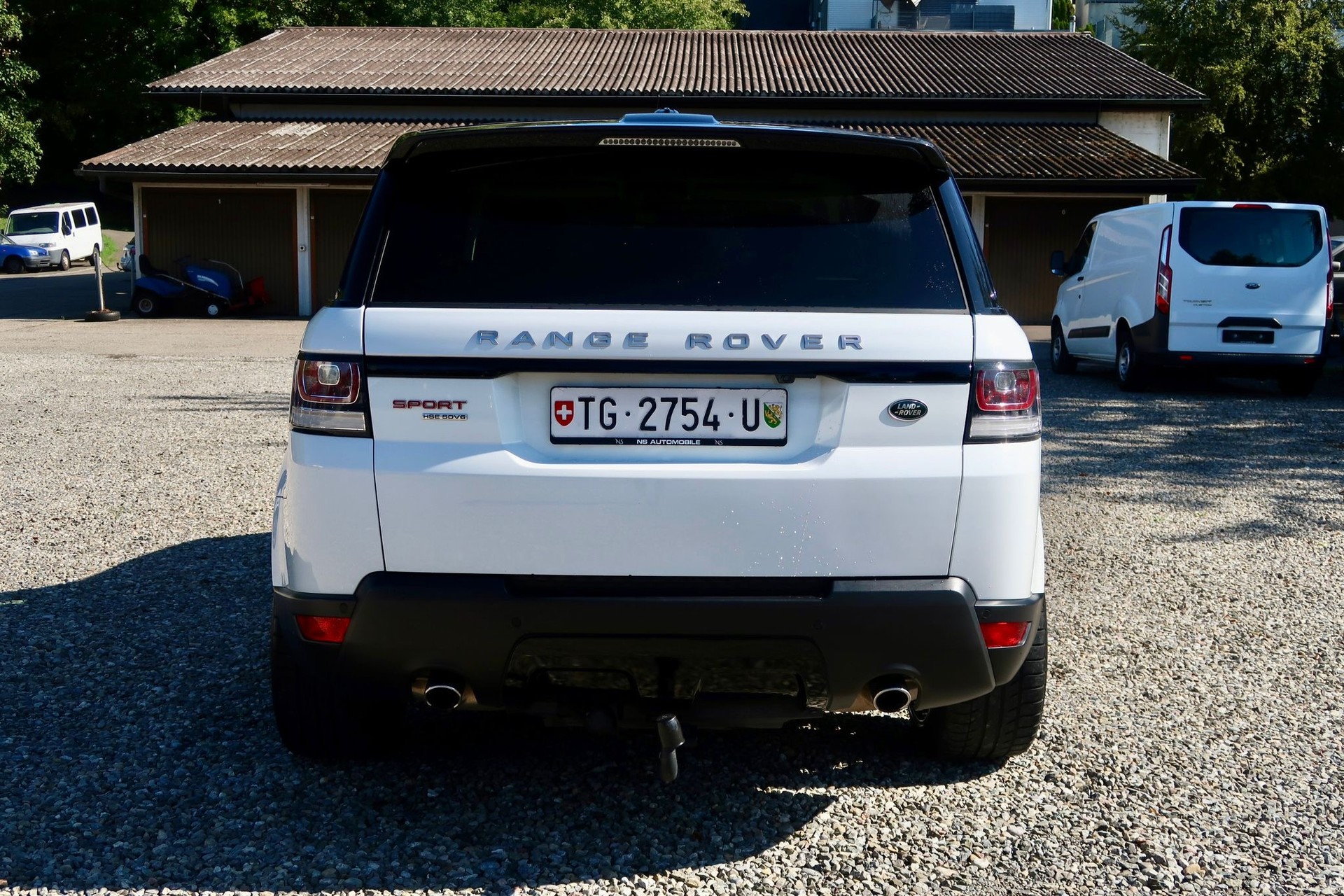 LAND ROVER Range Rover Sport 3.0 SDV6 HSE Automatic-image-4
