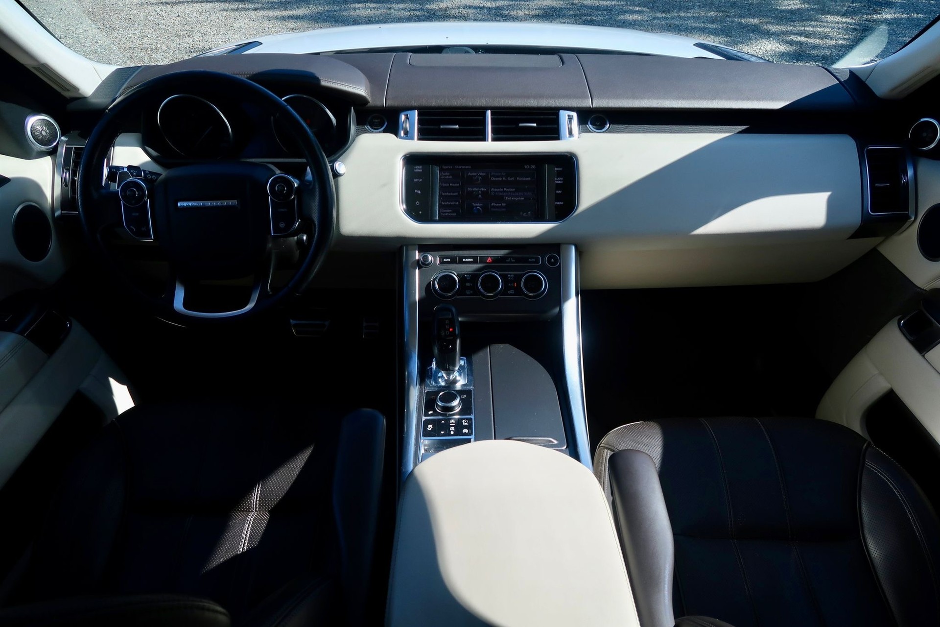 LAND ROVER Range Rover Sport 3.0 SDV6 HSE Automatic-image-9