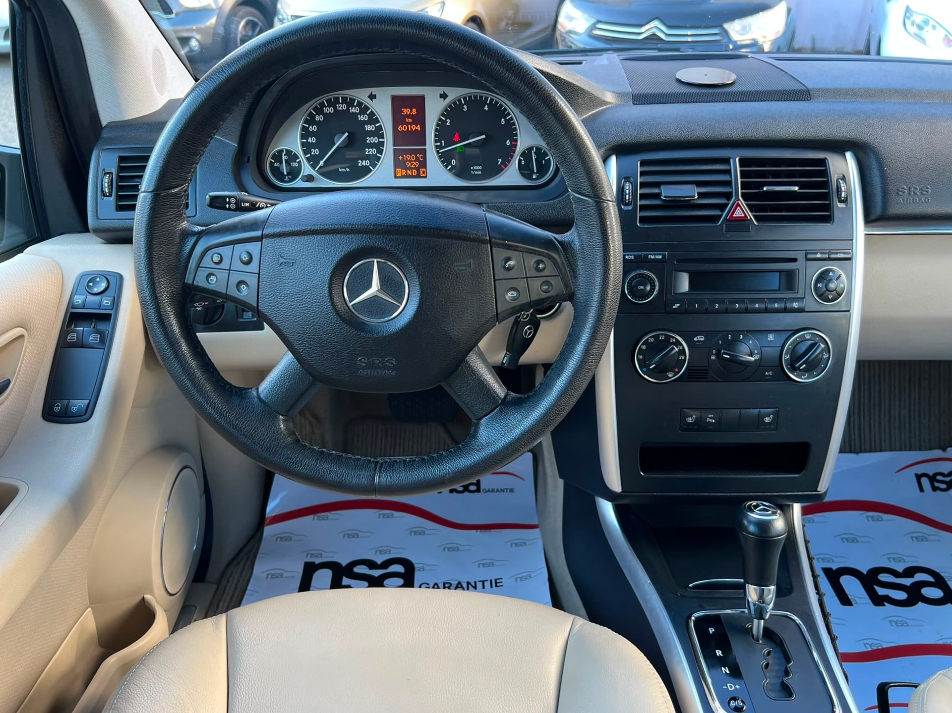 MERCEDES-BENZ B 200-image-8