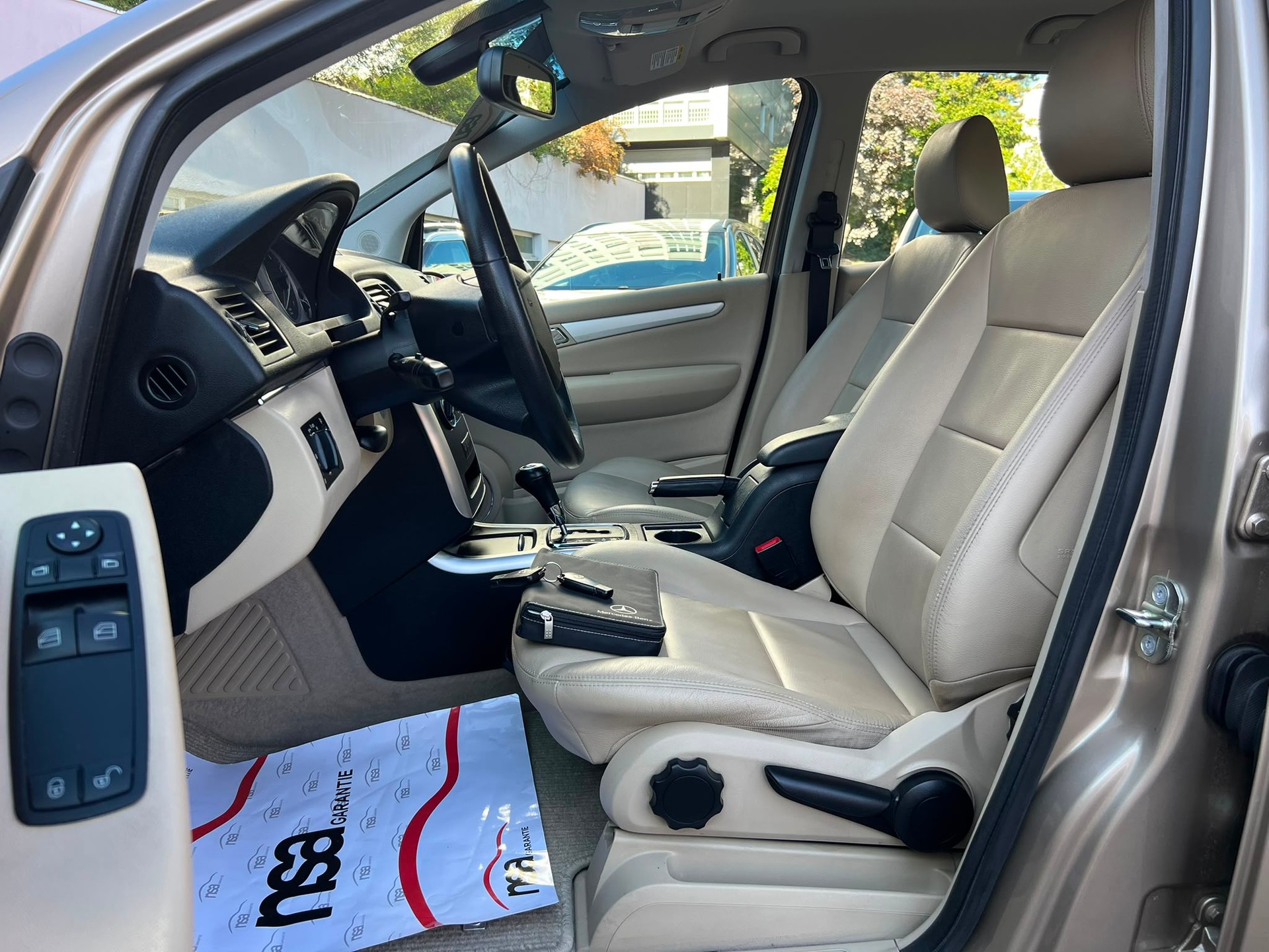 MERCEDES-BENZ B 200-image-6