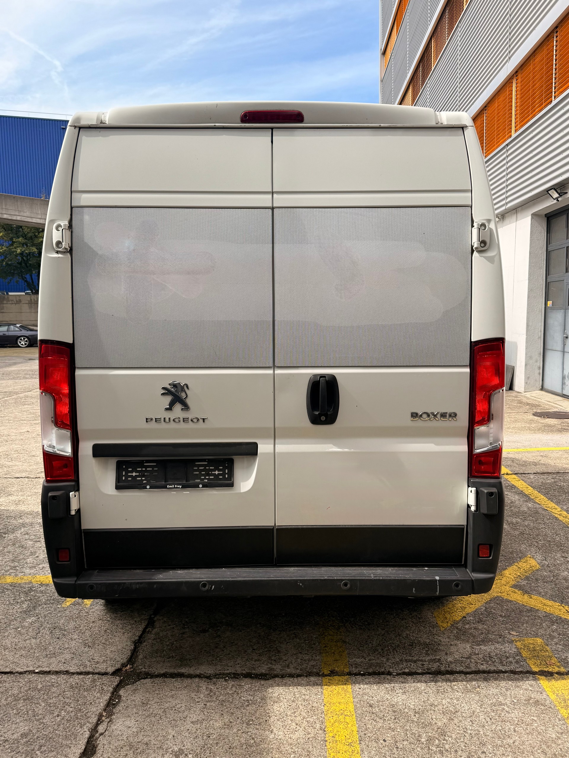PEUGEOT 2.0 BlueHDi 130 Active-image-4